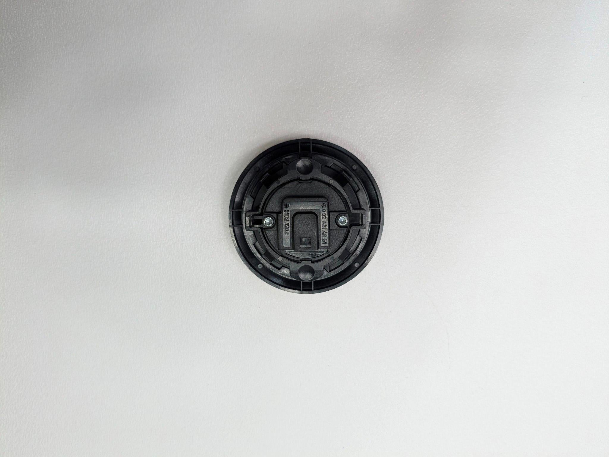 2004 - 2006 OEM MERCEDES-BENZ C230 REAR TRUNK LID OPENER SWITCH BUTTON