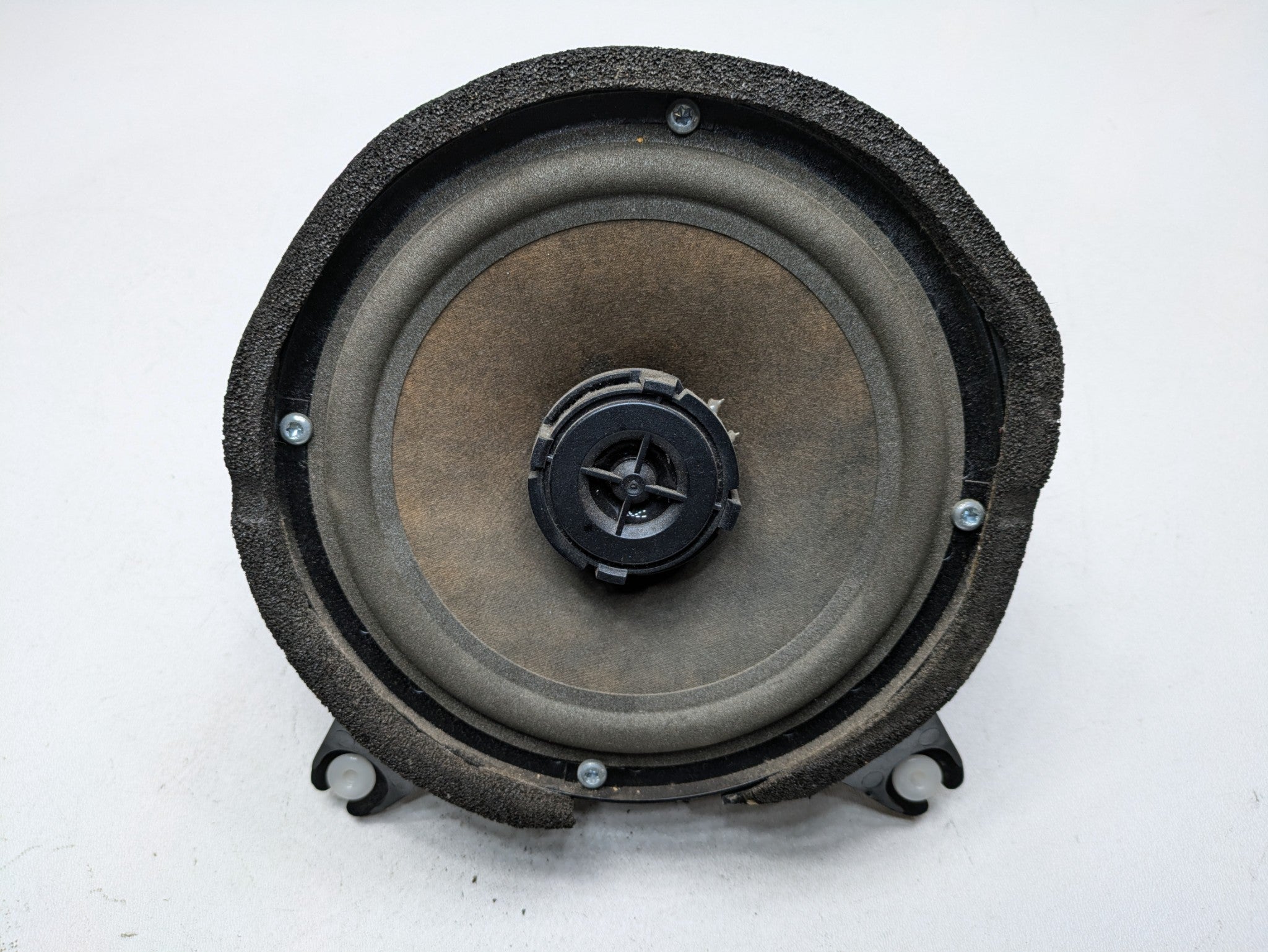 97 - 00 OEM VOLVO V70 FRONT REAR LEFT AND RIGHT DOOR AUDIO LOUDSPEAKER SET OF 4