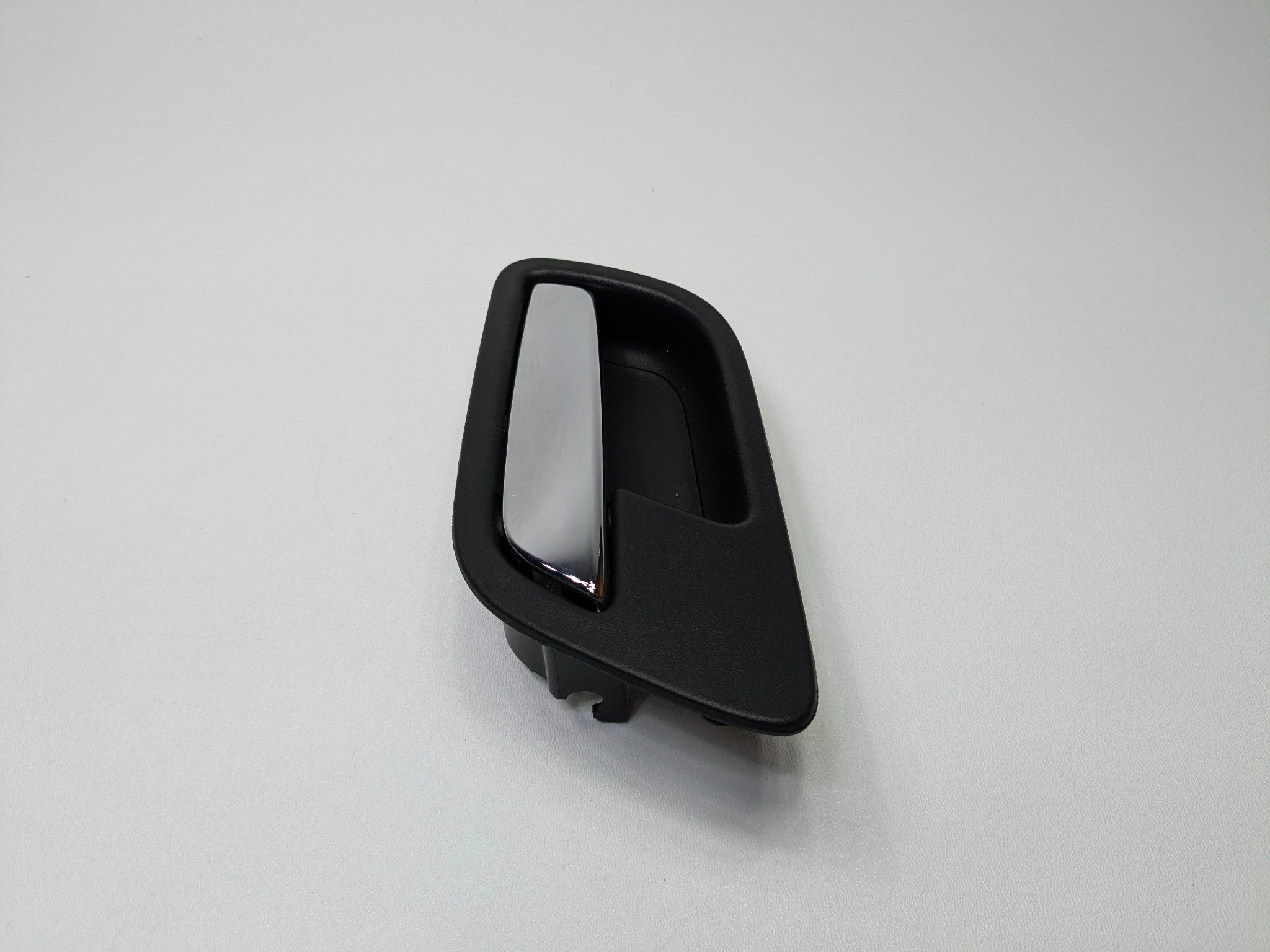 10 - 14 OEM CADILLAC ESCALADE ESV FRONT RIGHT PASSENGER SIDE INNER DOOR HANDLE