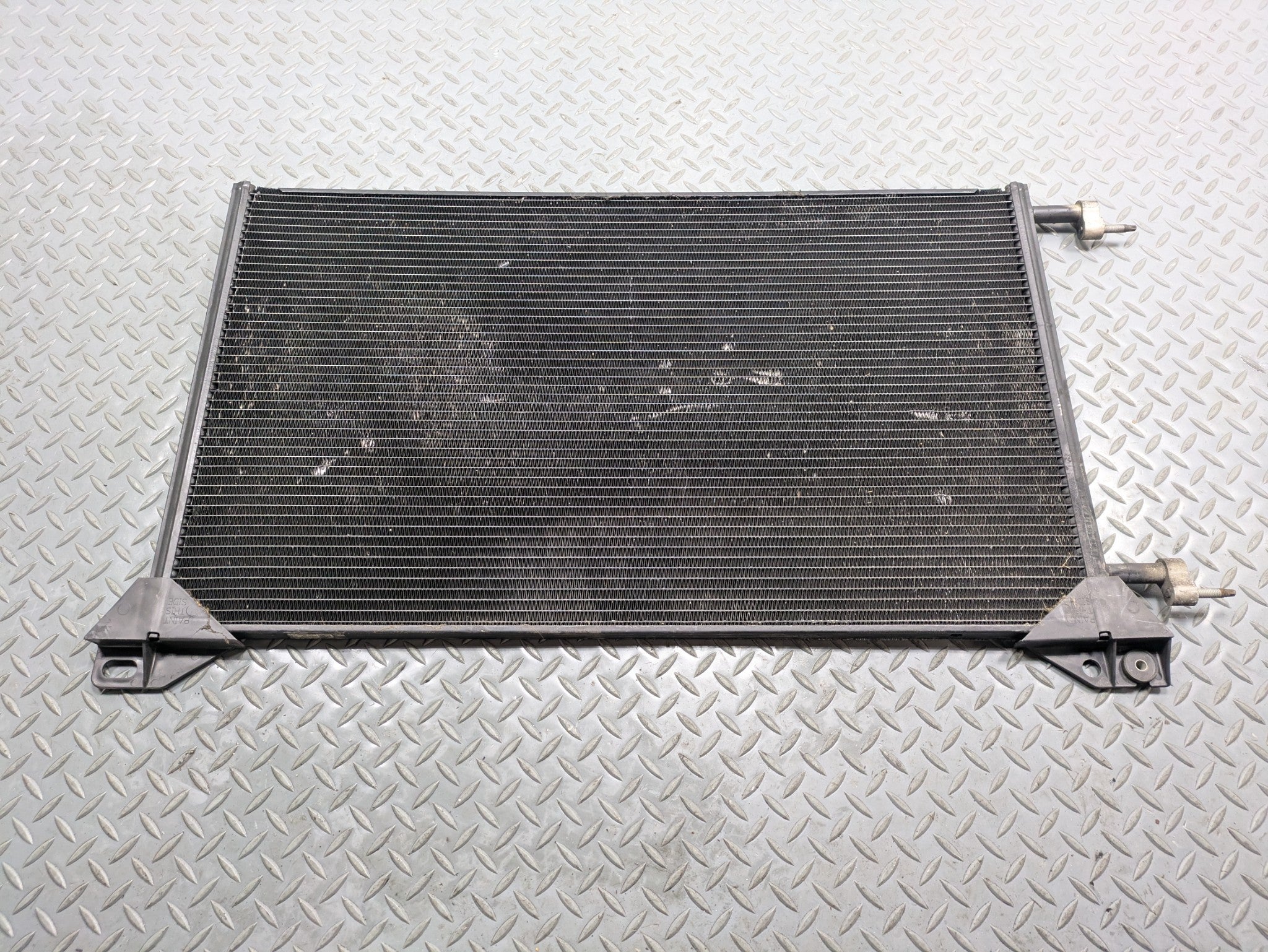 10 - 14 OEM CADILLAC ESCALADE ESV AC AIR CONDITIONER RADIATOR CONDENSER