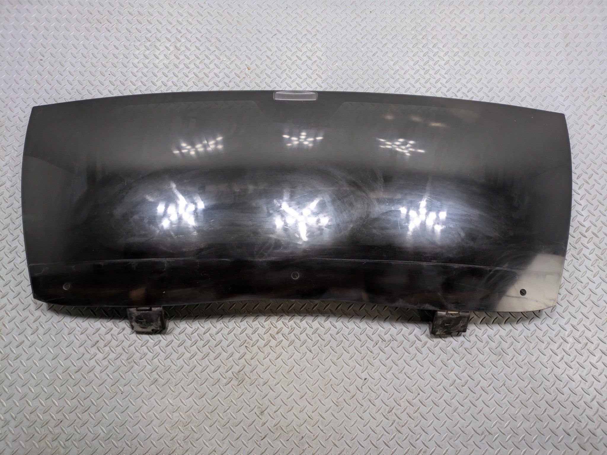 2010 - 2014 OEM CADILLAC ESCALADE ESV REAR TRUNK LID WINDOW BACK GLASS ASSEMBLY