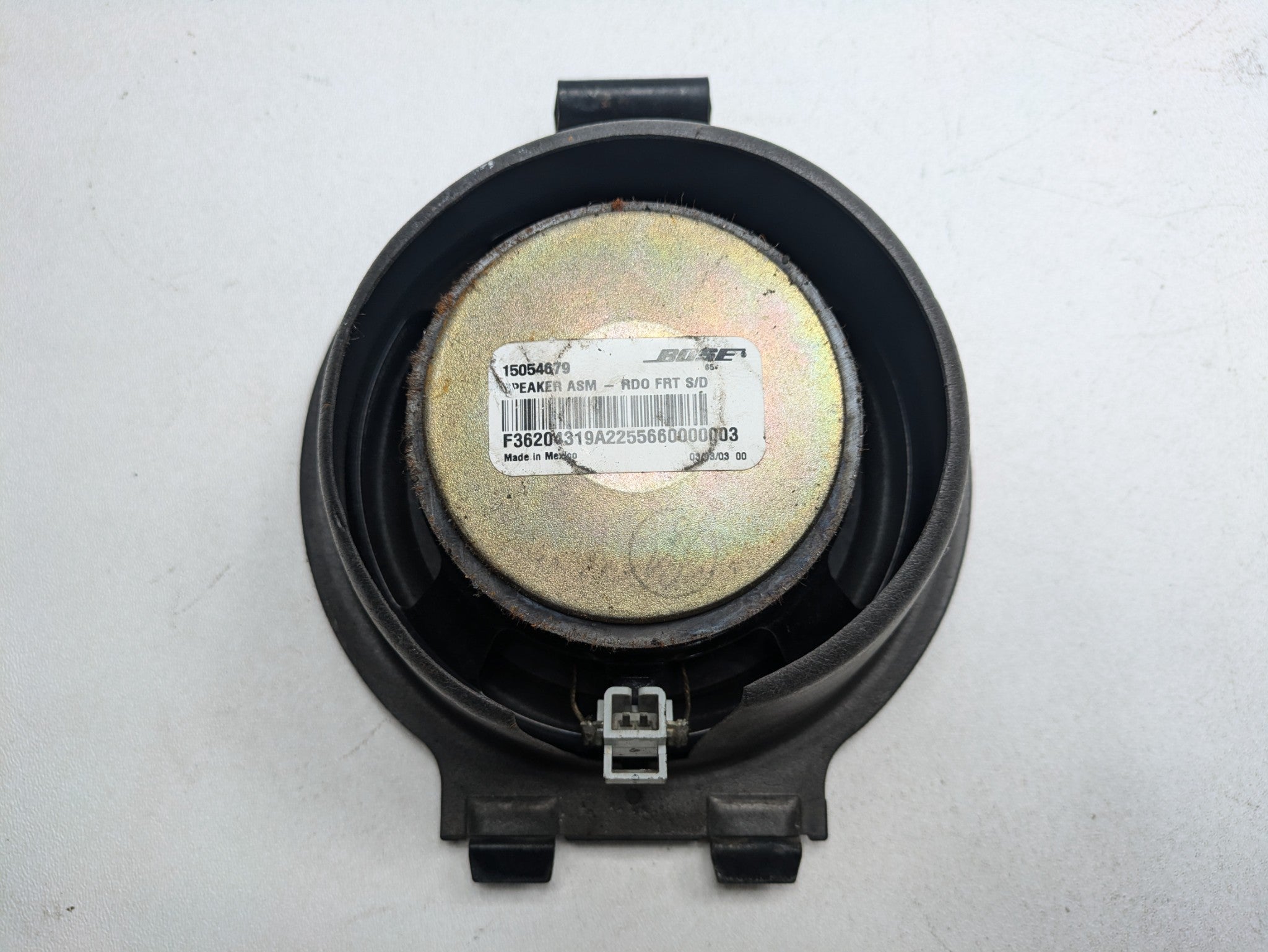 2003 - 2006 OEM CHEVROLET TAHOE FRONT AND REAR AUDIO SOUND SYSTEM SPEAKER SET