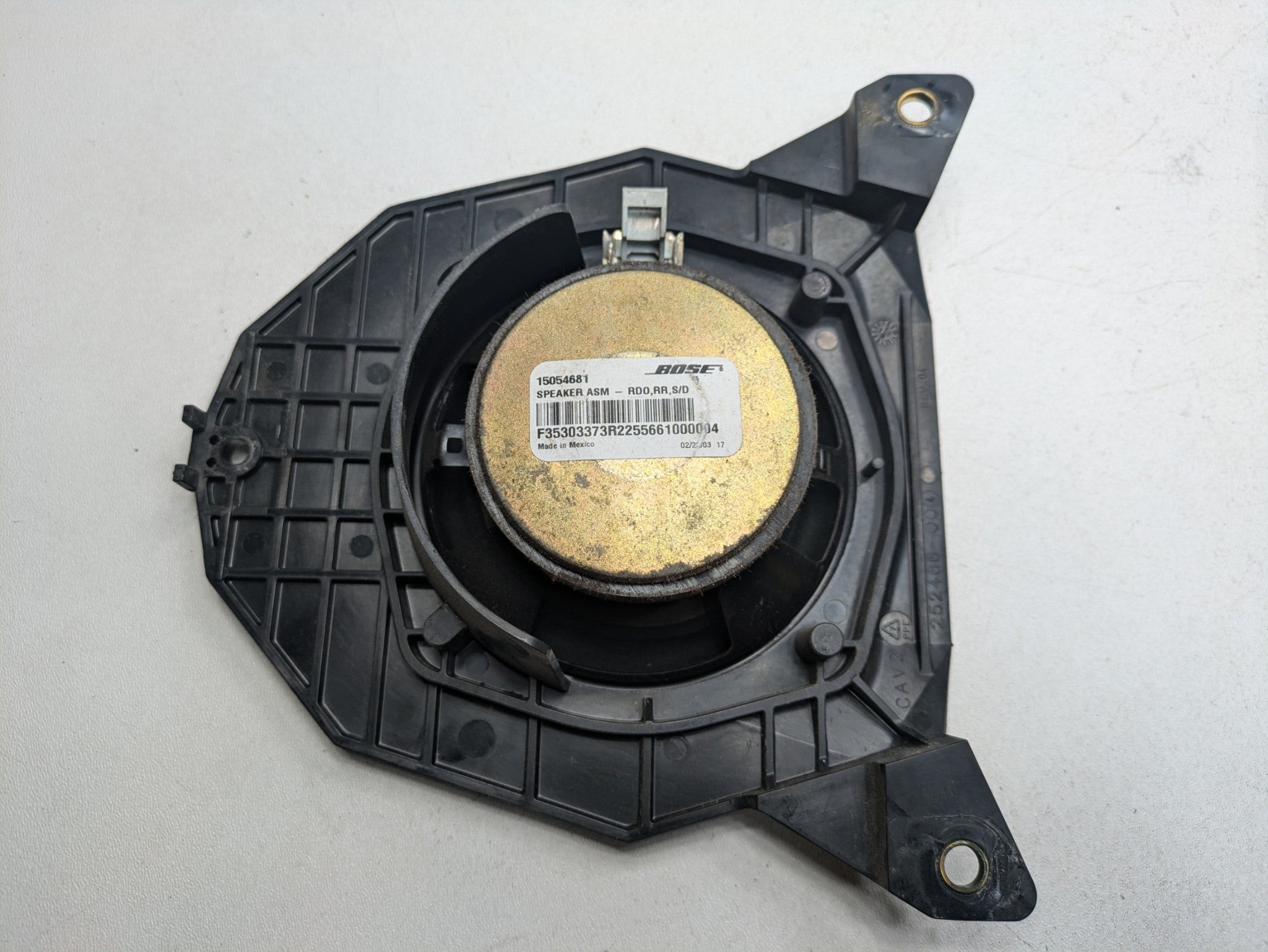 2003 - 2006 OEM CHEVROLET TAHOE FRONT AND REAR AUDIO SOUND SYSTEM SPEAKER SET