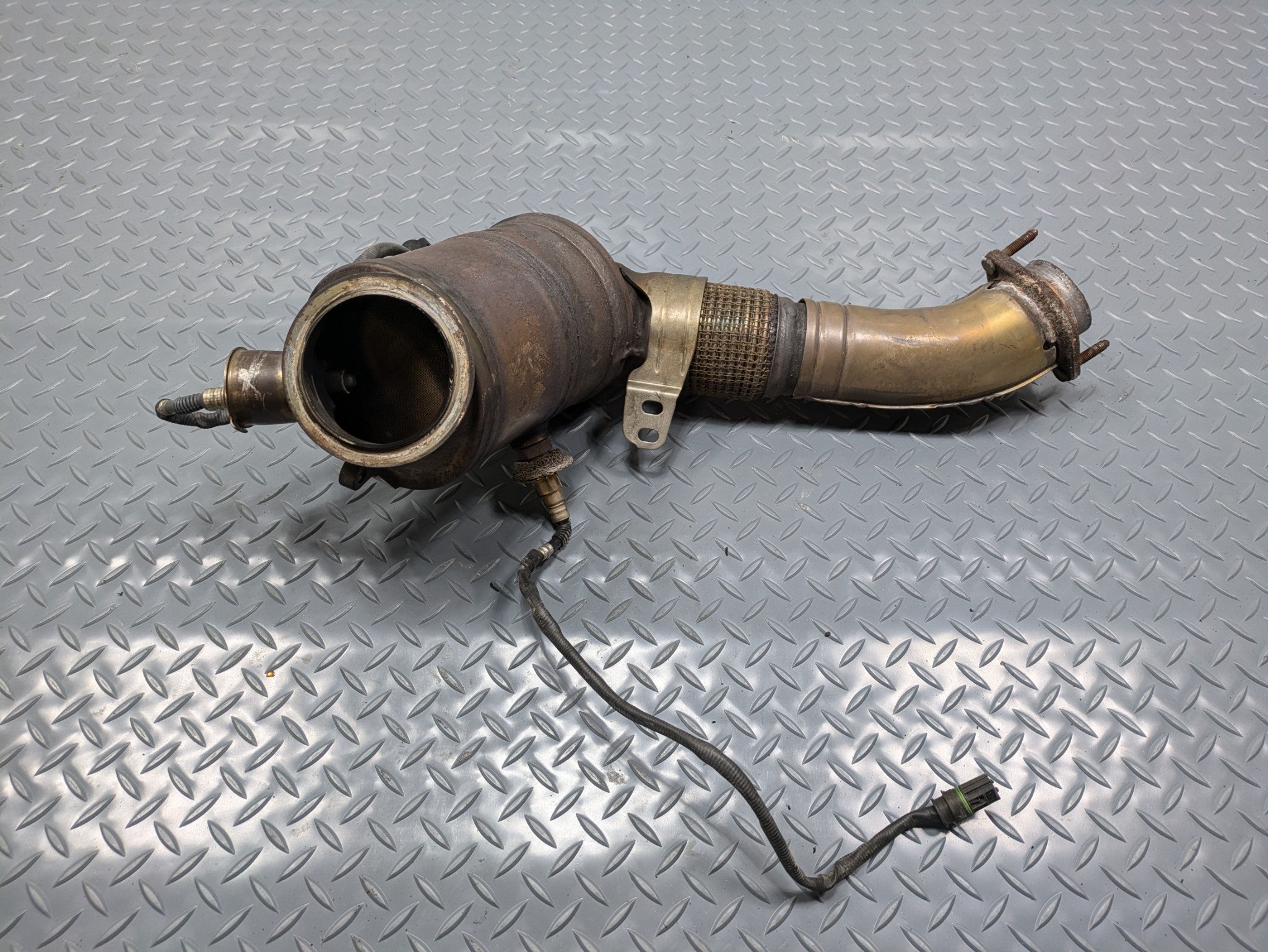 2008 - 2012 OEM BMW 750LI RIGHT PASSENGER SIDE EXHAUST TURBO DOWN PIPE