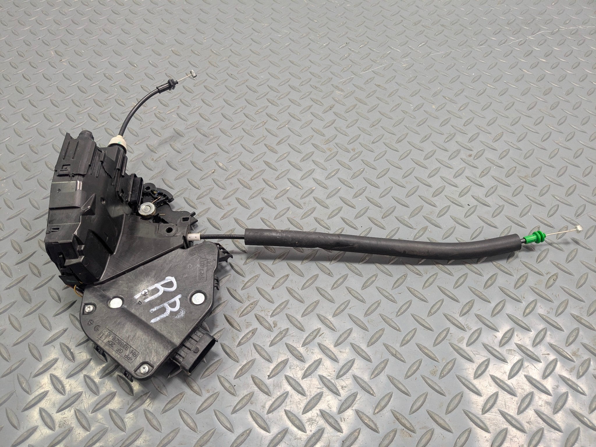 2013 - 2017 OEM LAND ROVER RANGE ROVER REAR RIGHT SIDE DOOR LOCK LATCH ACTUATOR