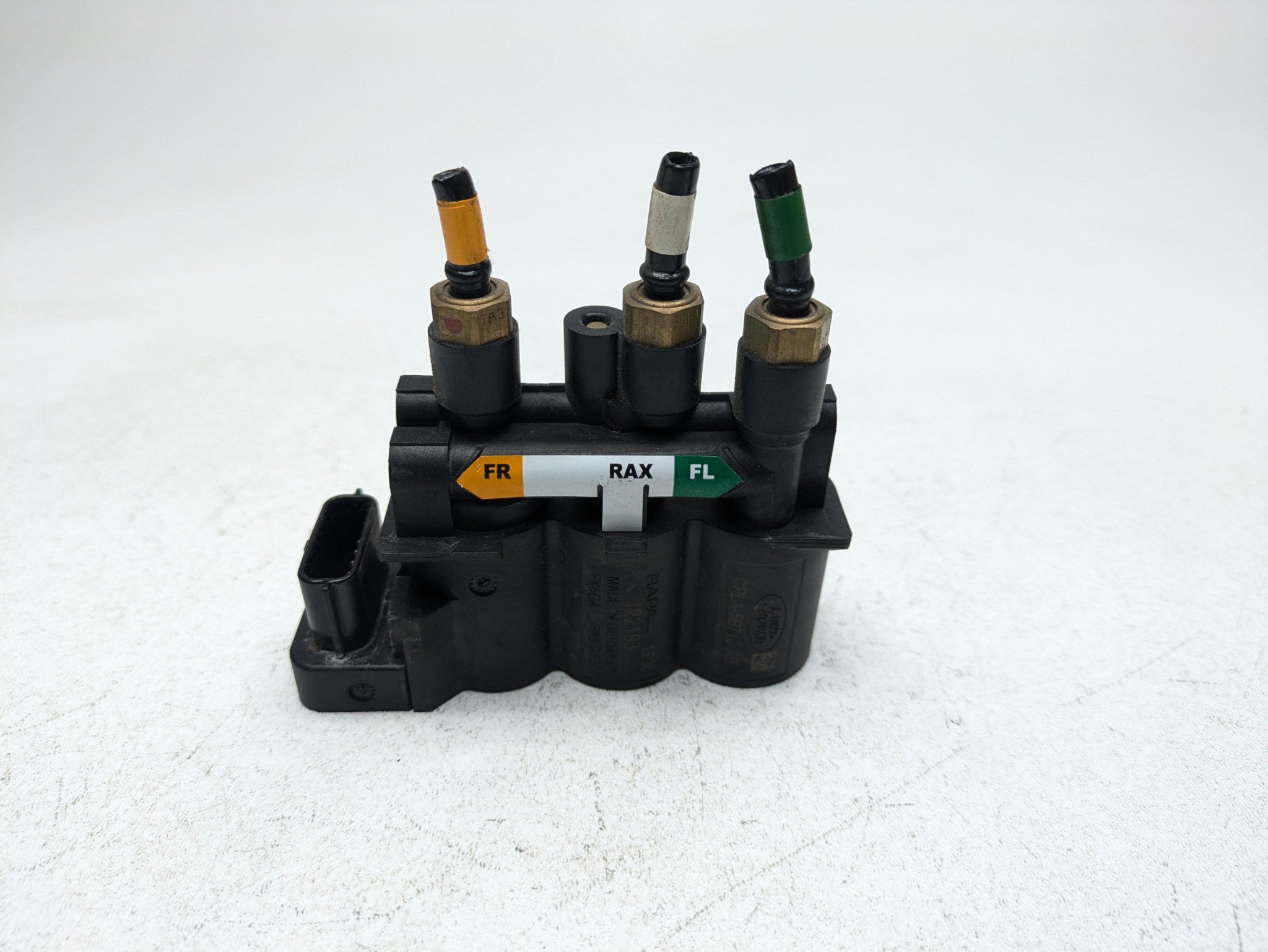 13 - 17 OEM LAND ROVER RANGE ROVER FRONT AIR SUSPENSION CONTROL VALVE ASSEMBLY