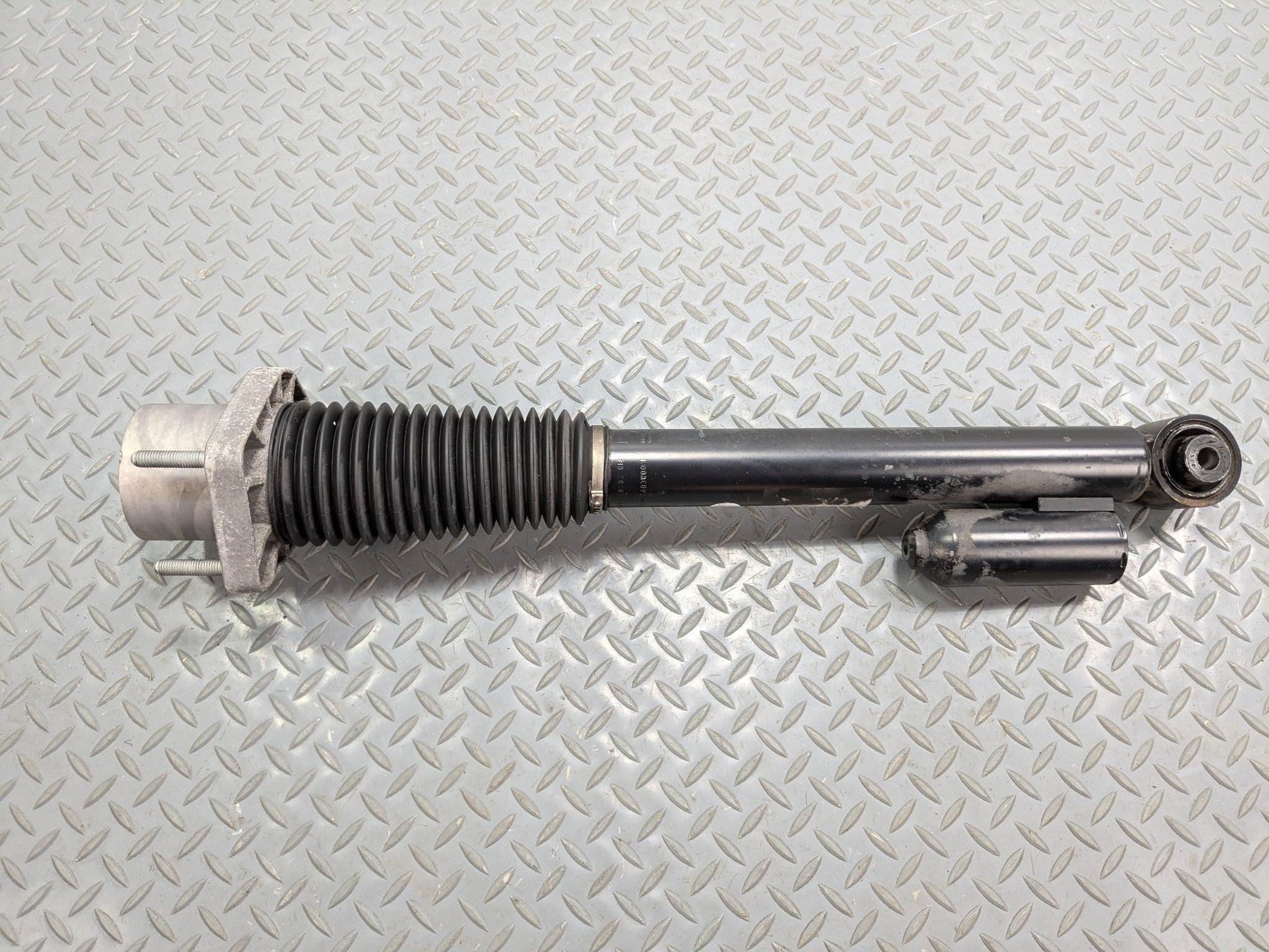 2013 - 2017 OEM LAND ROVER RANGE ROVER REAR LEFT AIR SUSPENSION SHOCK STRUT