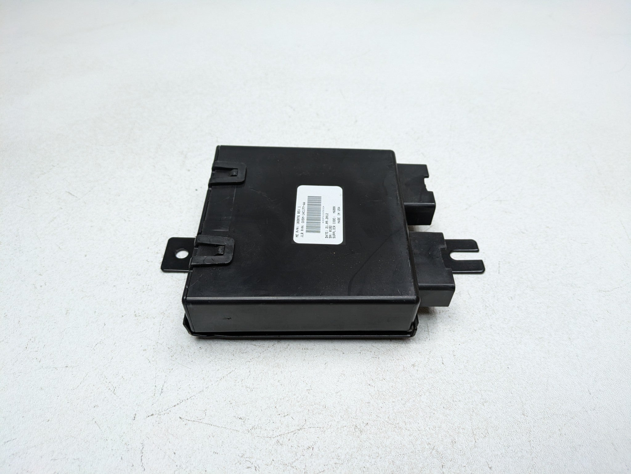 2013 - 2017 OEM LAND ROVER RANGE ROVER SIDE STEP DEPLOYING CONTROL MODULE UNIT