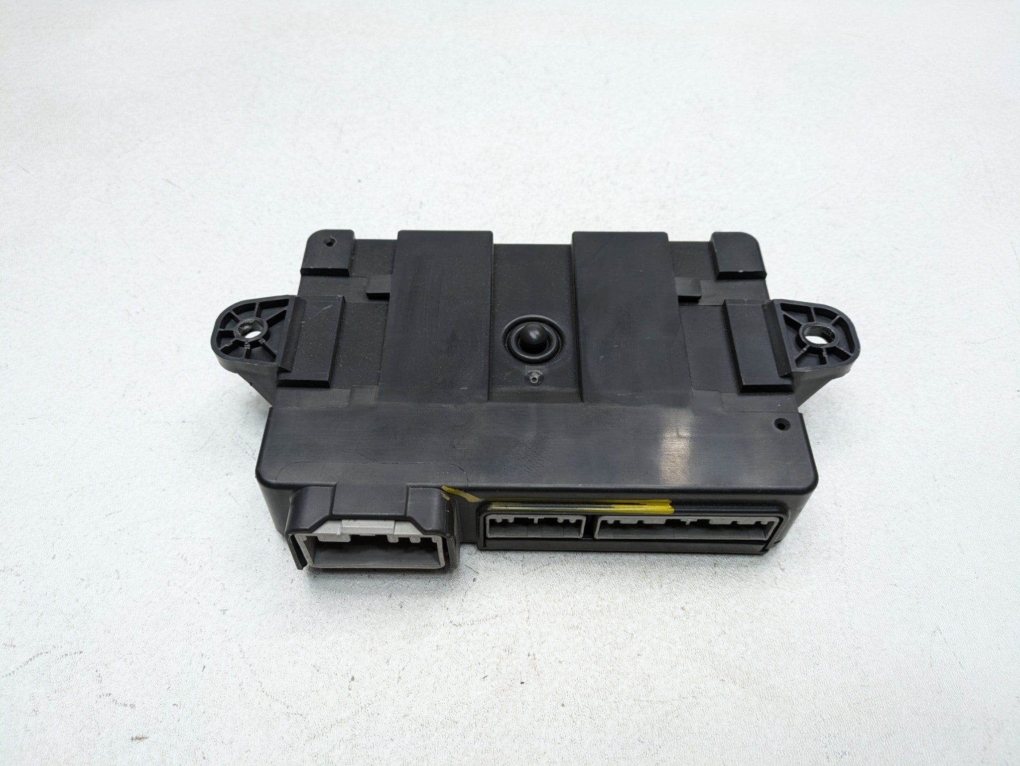 2013 - 2017 OEM LAND ROVER RANGE ROVER ANTI THEFT LOCKING KEYLESS ENTRY MODULE