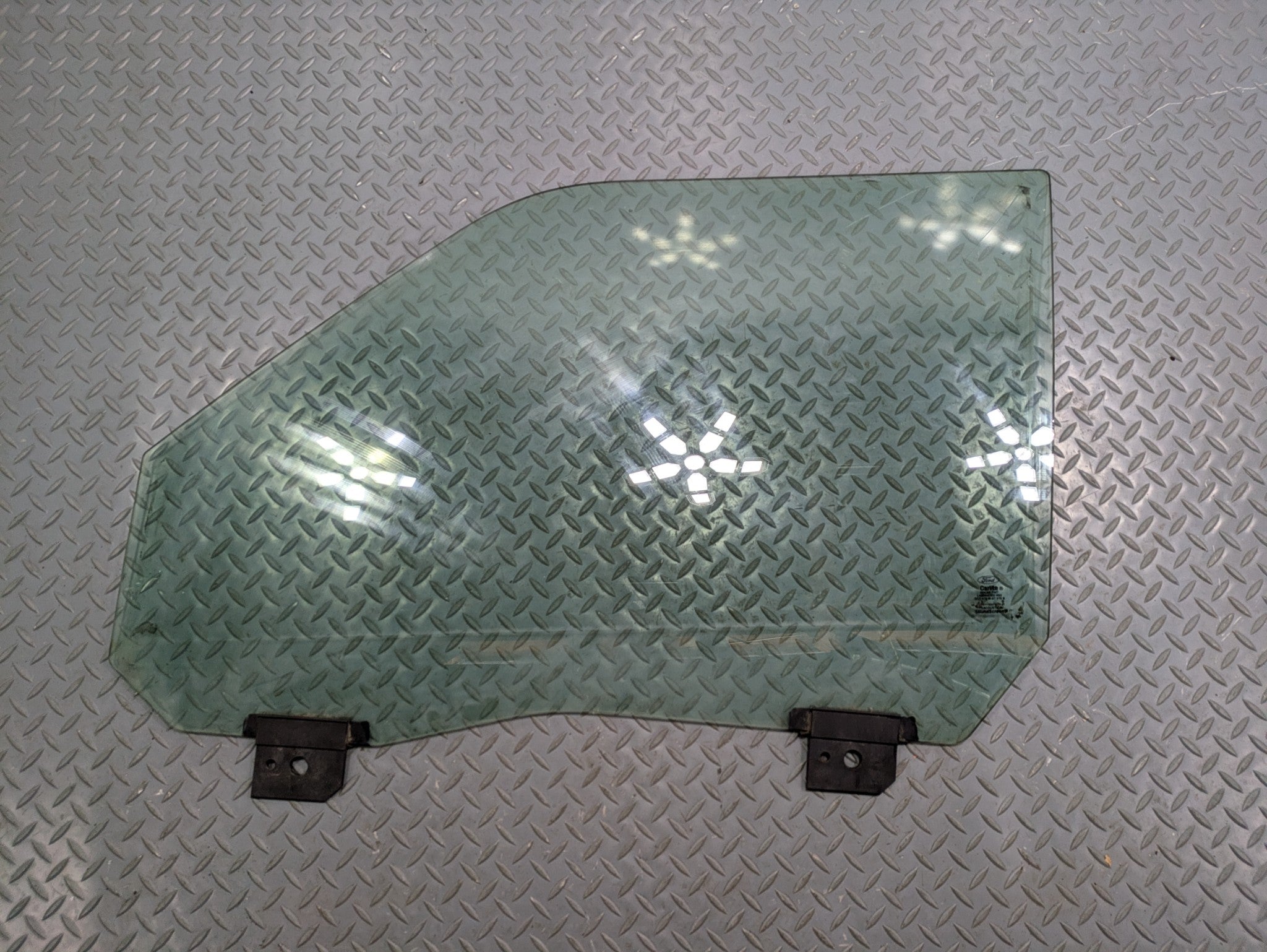 2009 - 2012 OEM FORD FLEX FRONT LEFT DRIVFER SIDE DOOR GLASS WINDOW