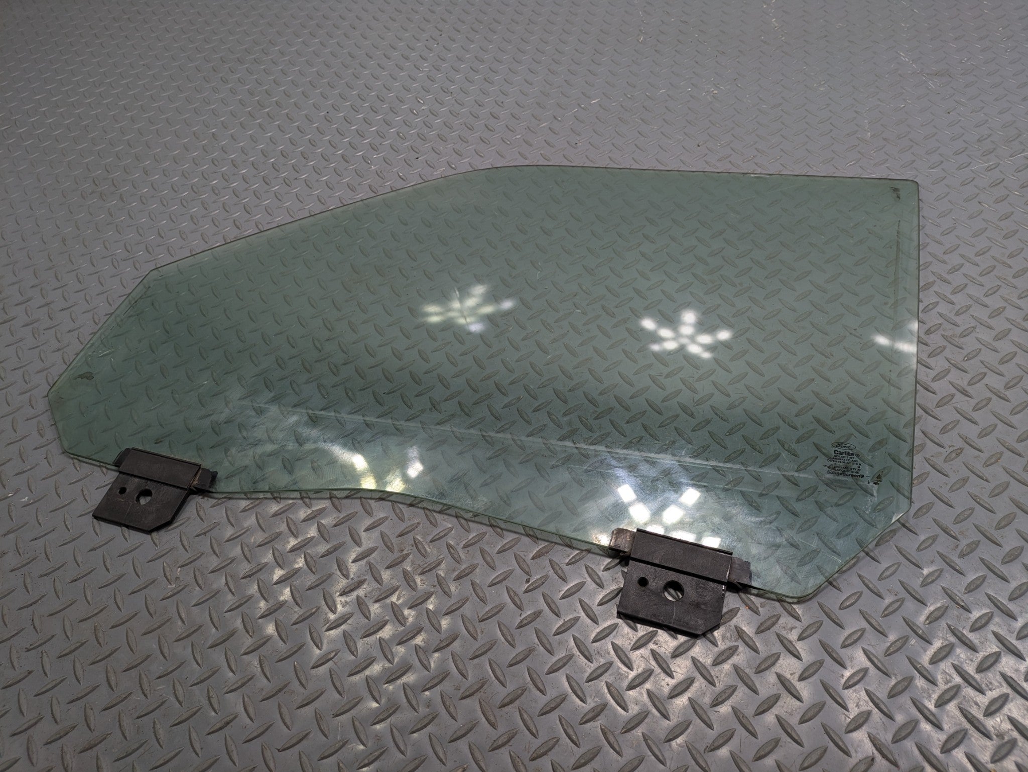 2009 - 2012 OEM FORD FLEX FRONT LEFT DRIVFER SIDE DOOR GLASS WINDOW