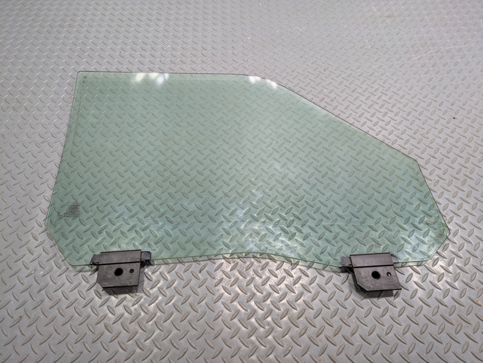 2009 - 2012 OEM FORD FLEX FRONT LEFT DRIVFER SIDE DOOR GLASS WINDOW