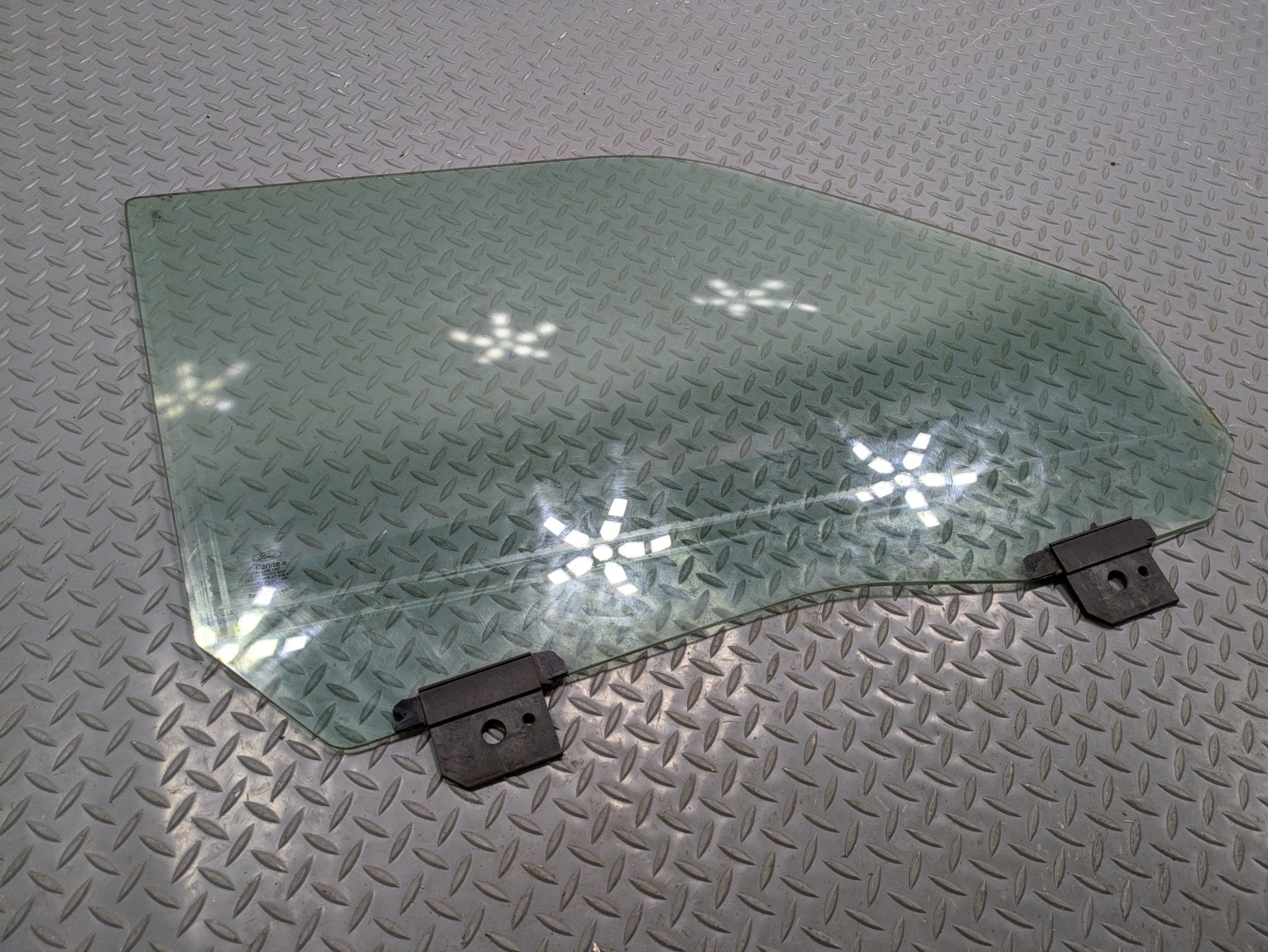 2009 - 2012 OEM FORD FLEX FRONT RIGHT PASSENGER SIDE DOOR GLASS WINDOW