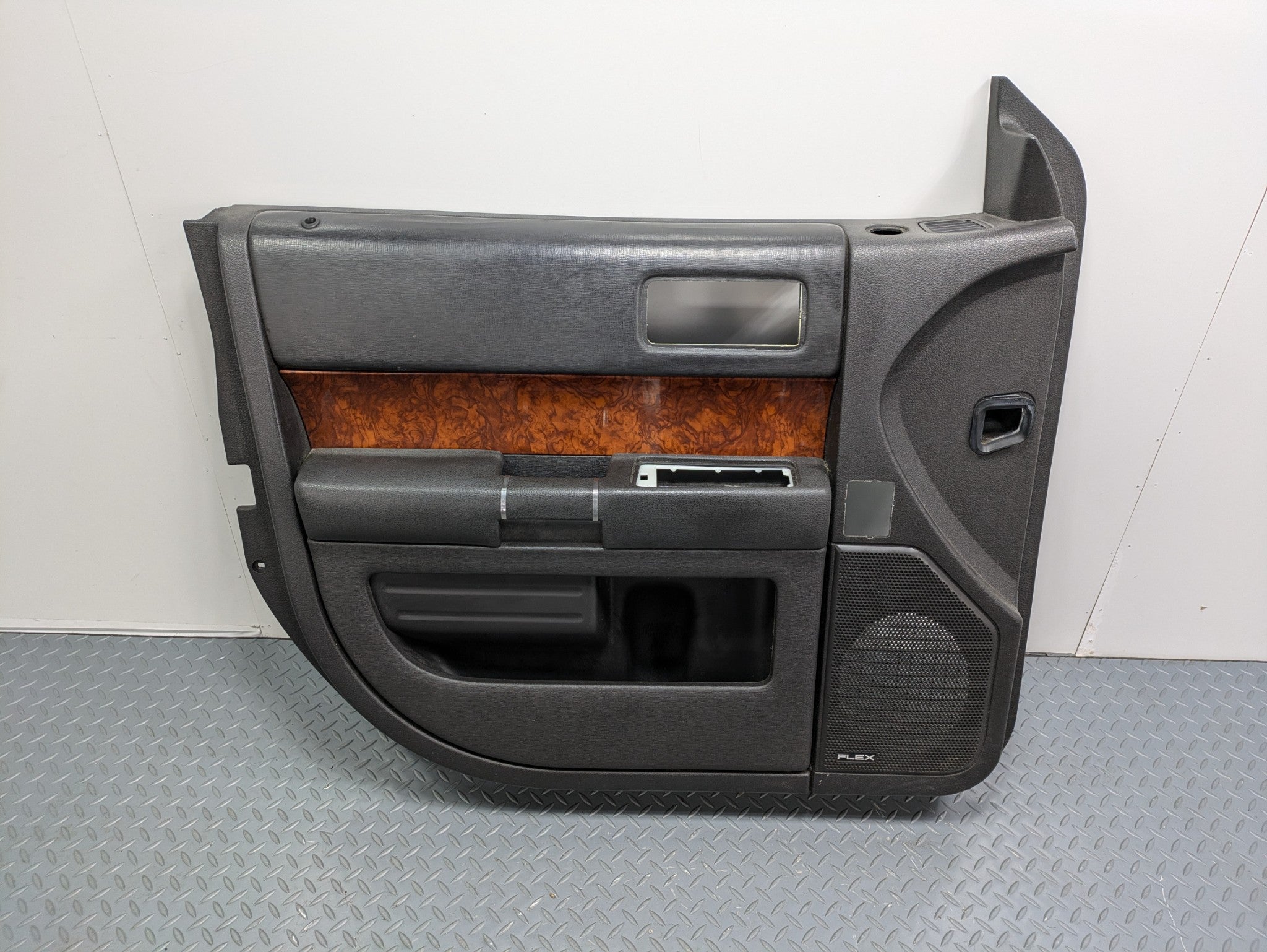2009 - 2012 OEM FORD FLEX FRONT LEFT DRIVER SIDE INTERIOR DOOR TRIM PANEL