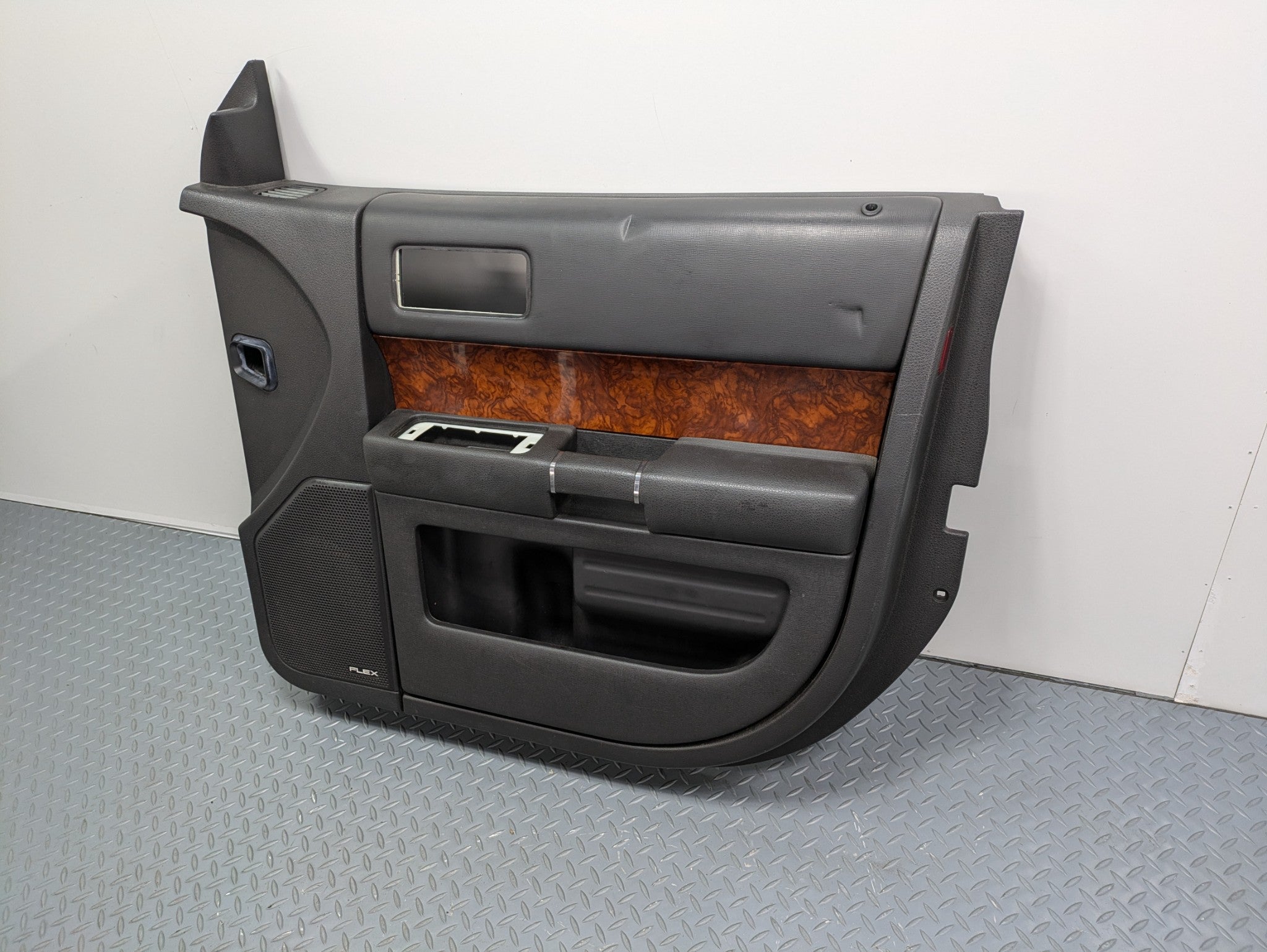2009 - 2012 OEM FORD FLEX FRONT RIGHT PASSENGER SIDE INTERIOR DOOR TRIM PANEL