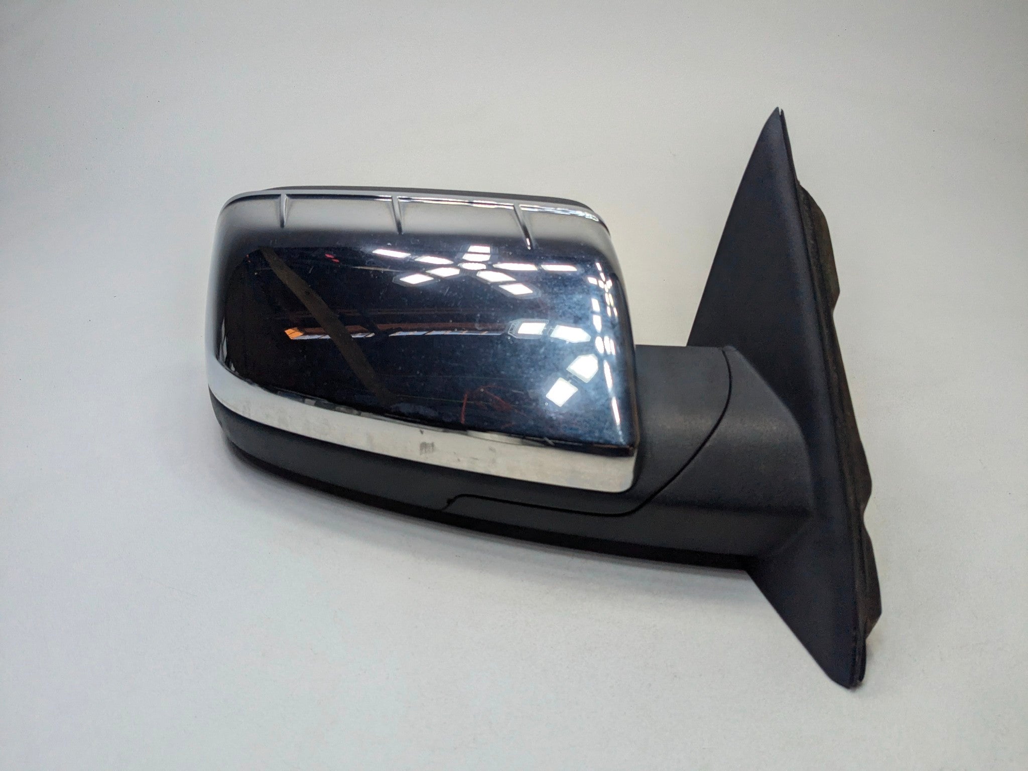 2009 - 2012 OEM FORD FLEX FRONT RIGHT PASSENGER SIDE POWER DOOR MIRROR