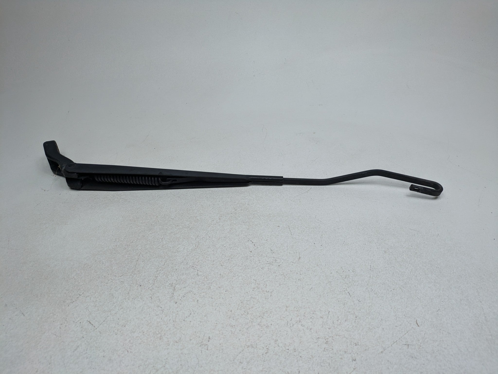 2009 - 2012 OEM FORD FLEX FRONT LEFT DRIVER SIDE WINDSHIELD WIPER ARM