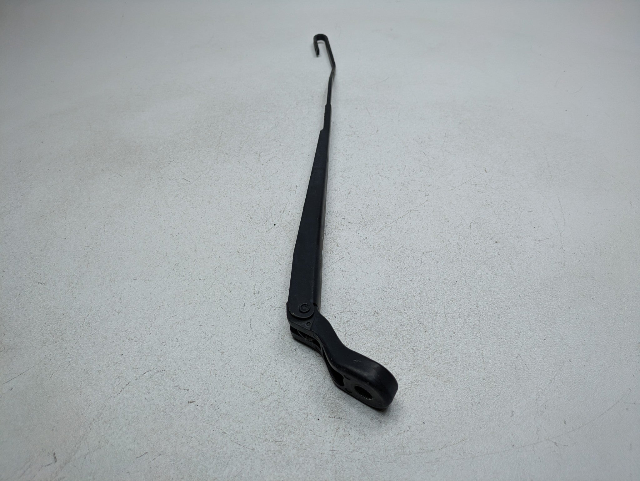 2009 - 2012 OEM FORD FLEX FRONT LEFT DRIVER SIDE WINDSHIELD WIPER ARM