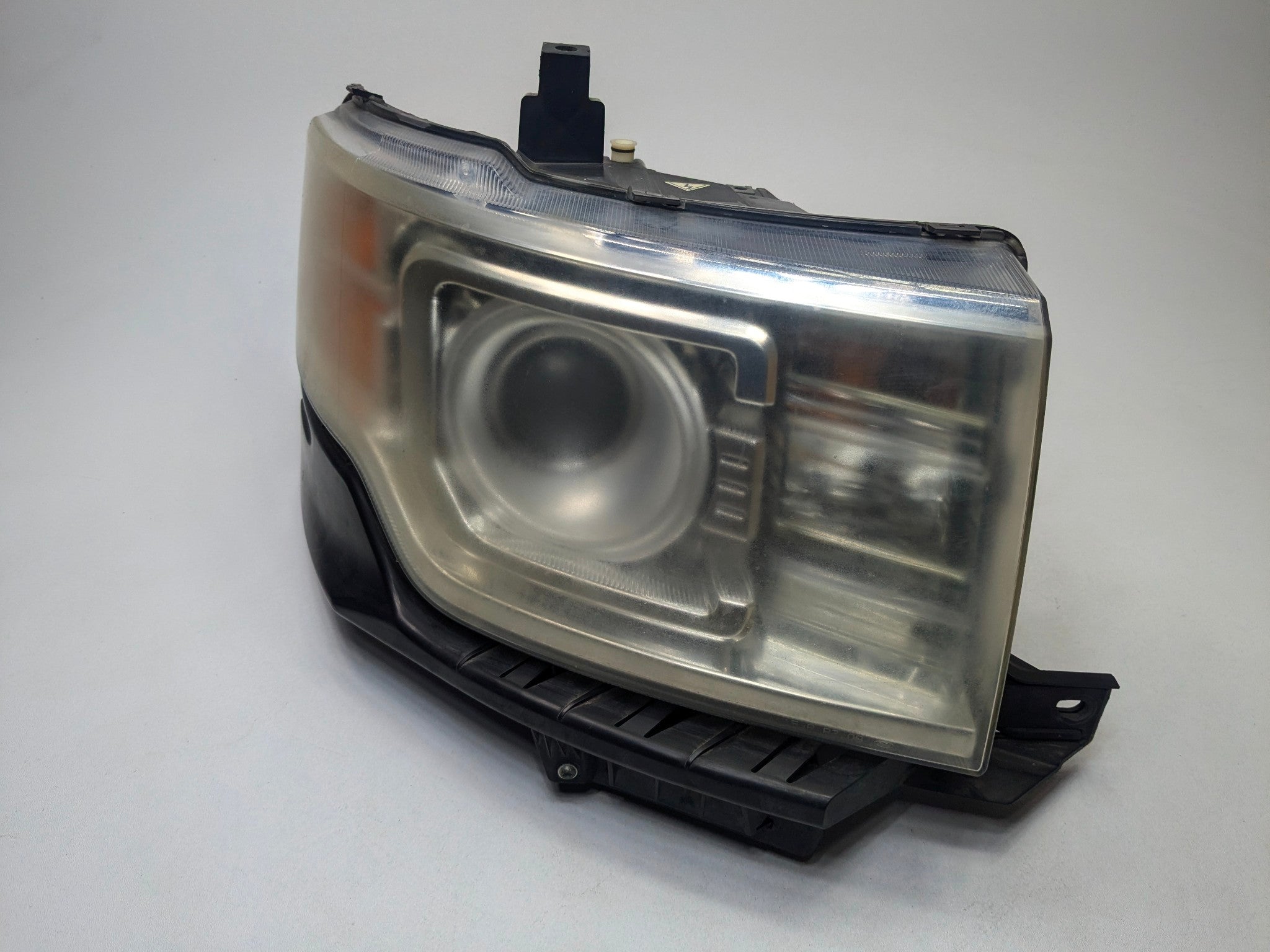 2009 - 2012 OEM FORD FLEX FRONT RIGHT PASSENGER SIDE XENON HEADLIGHT ASSEMBLY