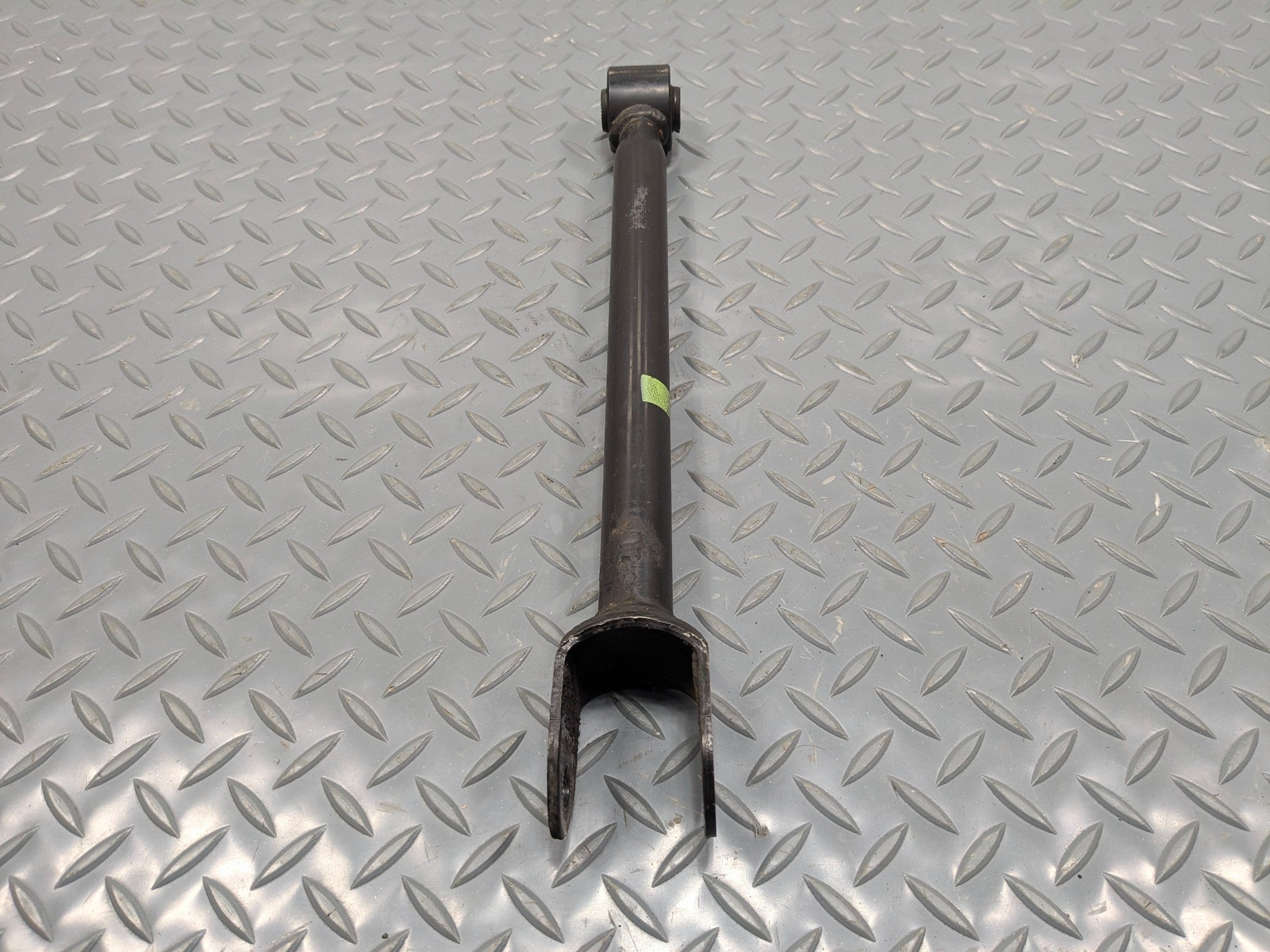 06 - 08 OEM LEXUS IS250 REAR RIGHT PASSENGER SIDE SUSPENSION LOWER CONTROL ARM