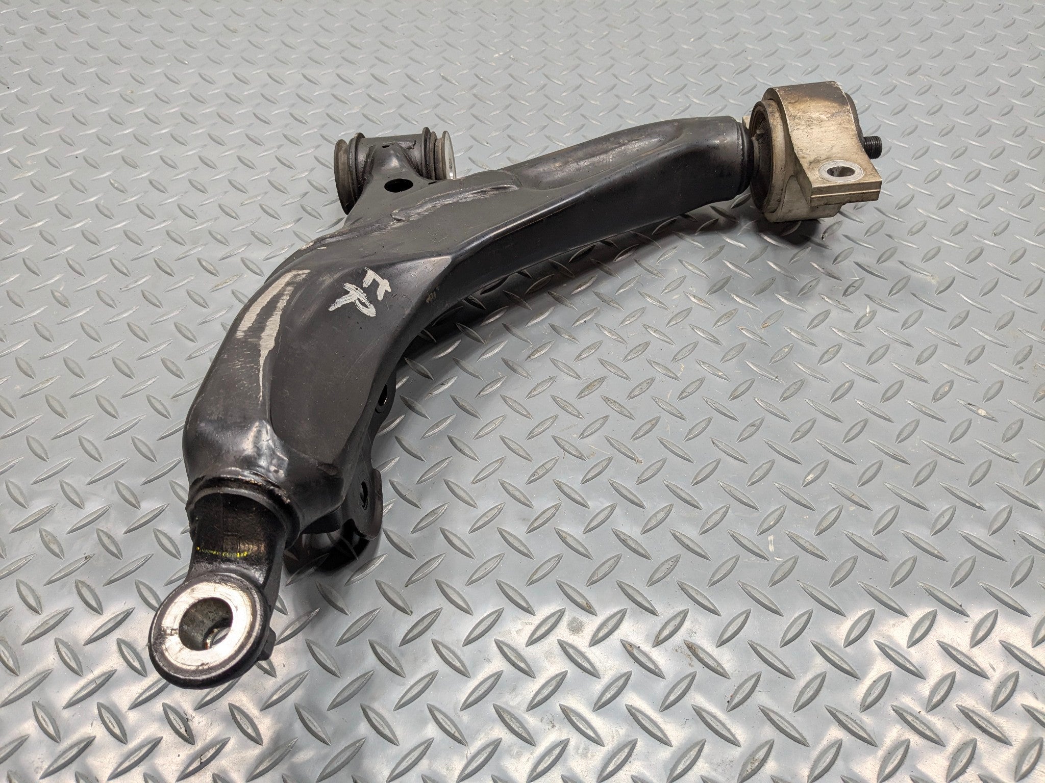 06 - 08 OEM LEXUS IS250 FRONT RIGHT PASSENGER SIDE LOWER REARWARD CONTROL ARM