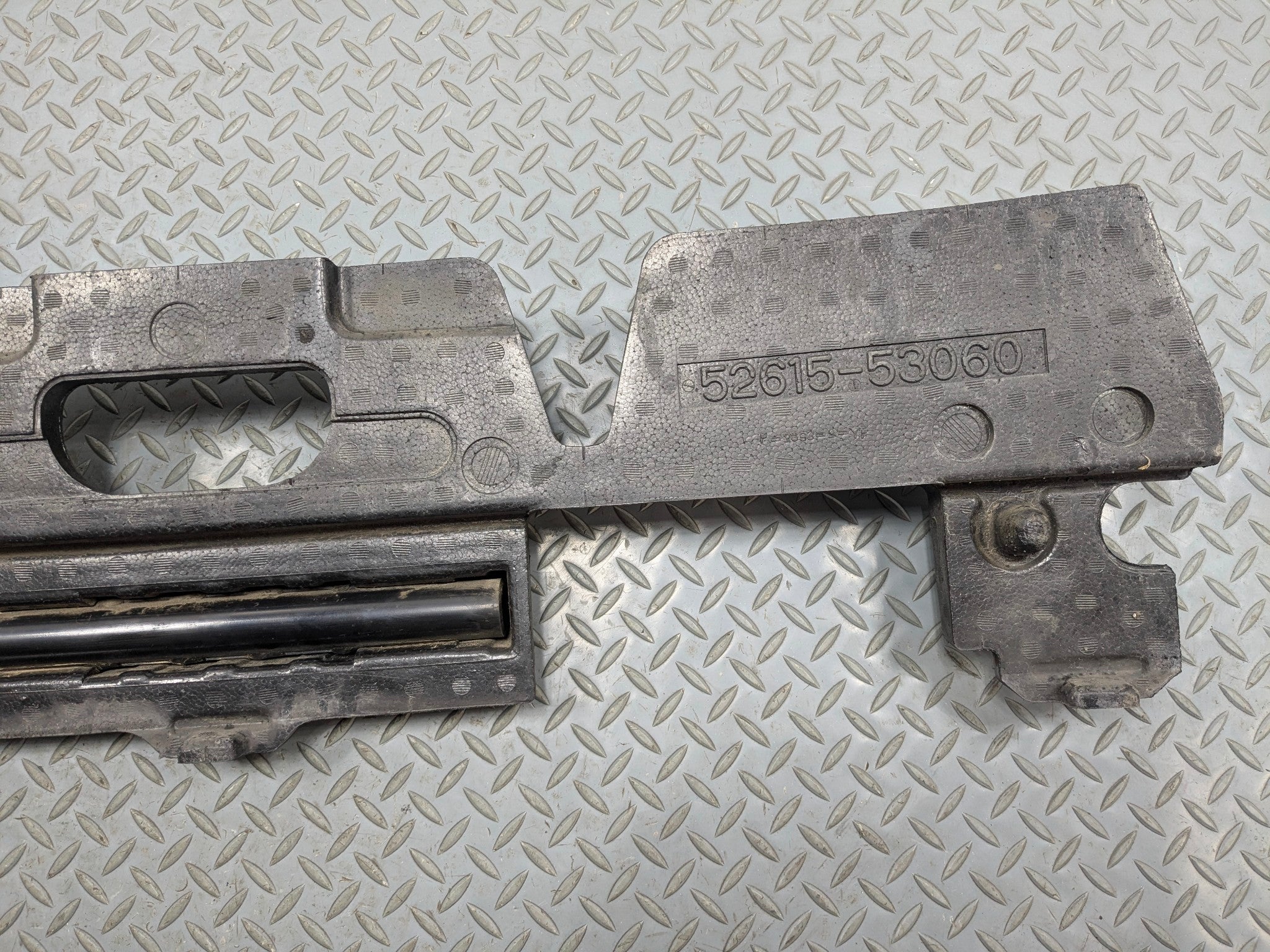 06 - 08 OEM LEXUS IS250 REAR BUMPER REINFORCEMENT IMPACT ENERGY ABSORBER FOAM