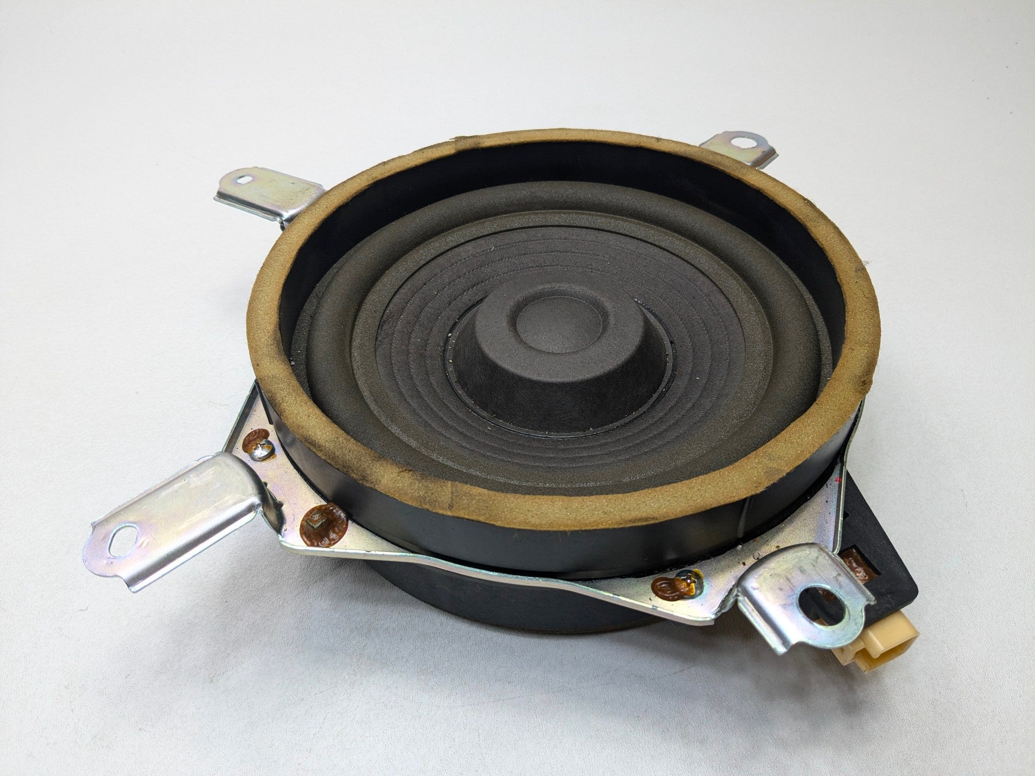 2006 - 2008 OEM LEXUS IS250 REAR DECK AUDIO SOUND SYSTEM SUBWOOFER SPEAKER