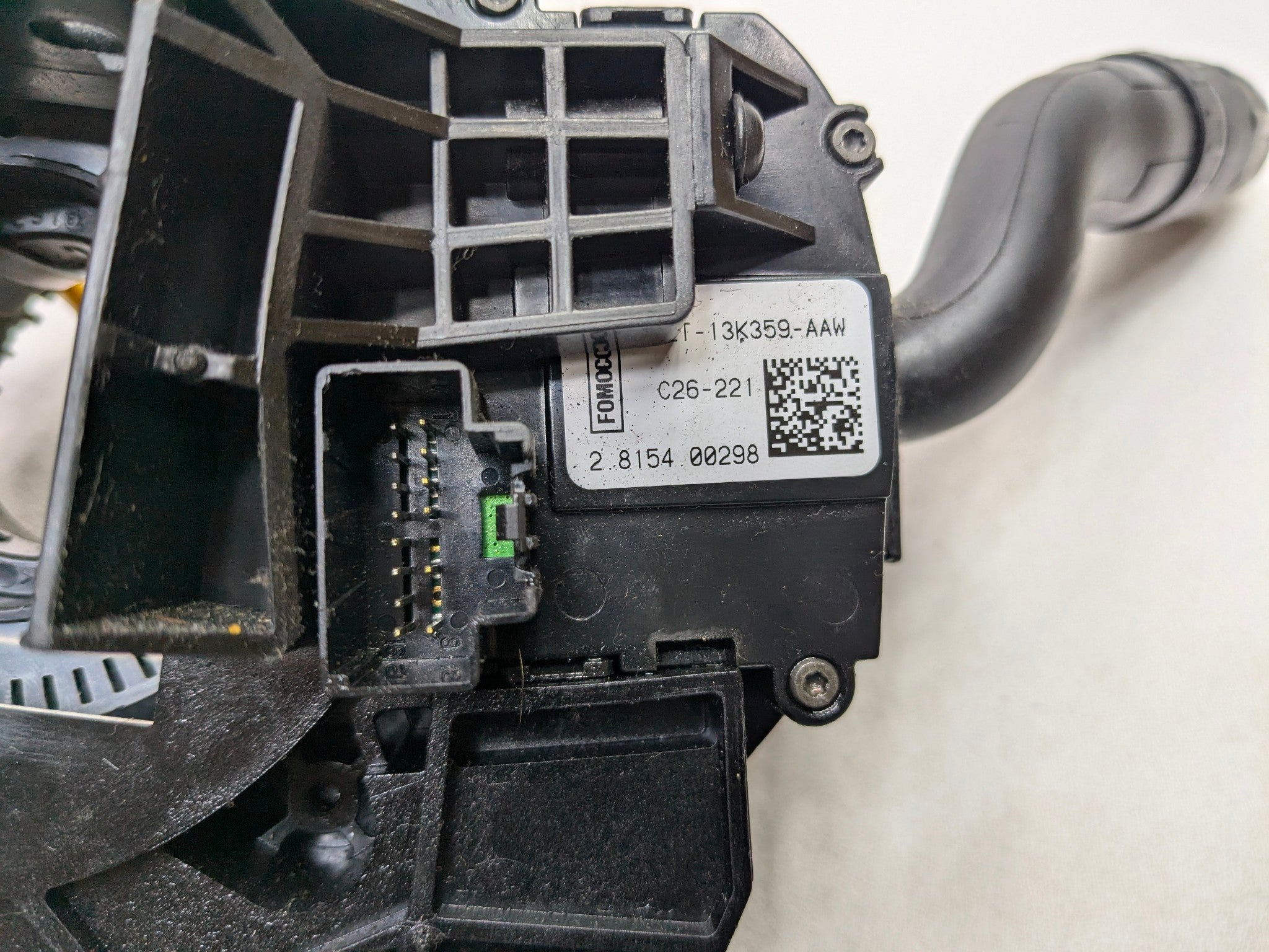 2006 - 2010 OEM FORD EXPLORER WINDSHIELD WIPER LEVER SWITCH WITH CLOCKSPRING