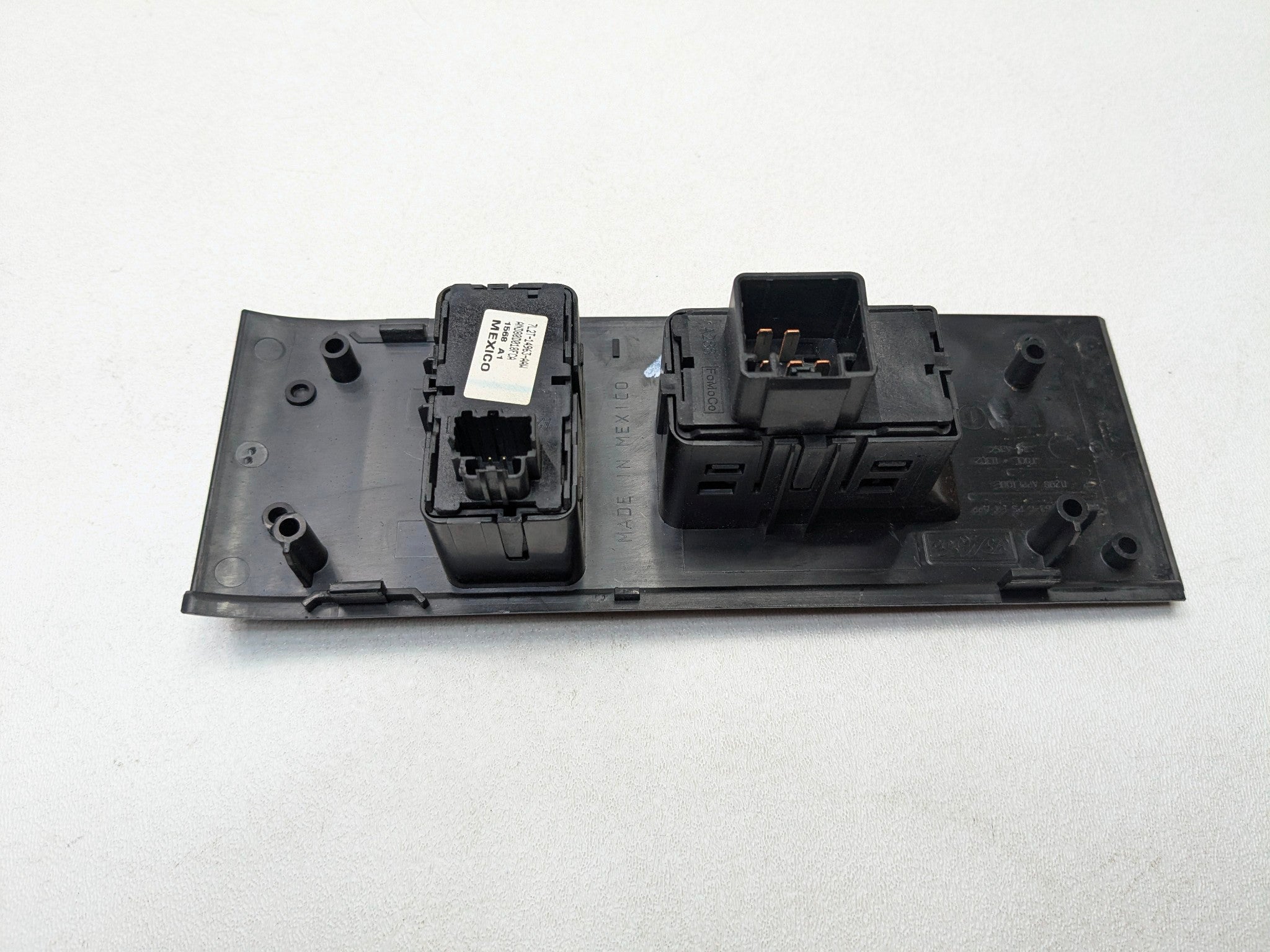 2006 - 2010 OEM FORD EXPLORER FRONT RIGHT PASSENGER SIDE WINDOW CONTROL SWITCH