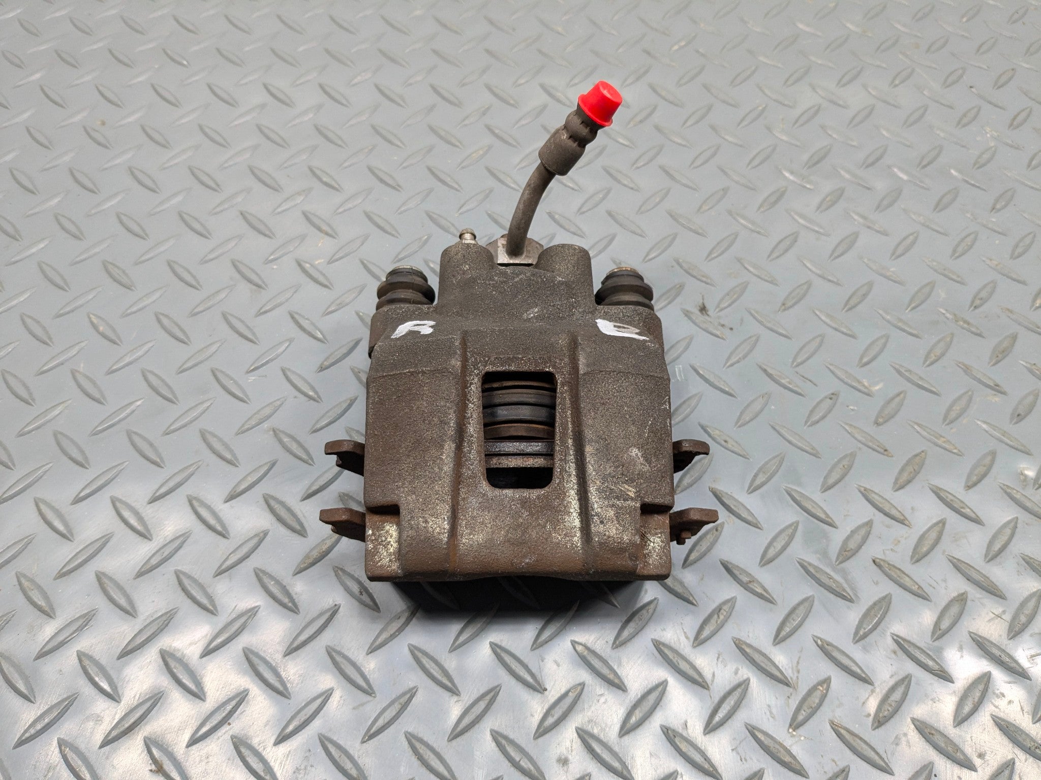 2006 - 2010 OEM FORD EXPLORER REAR LEFT DRIVER SIDE BRAKE CALIPER ASSEMBLY