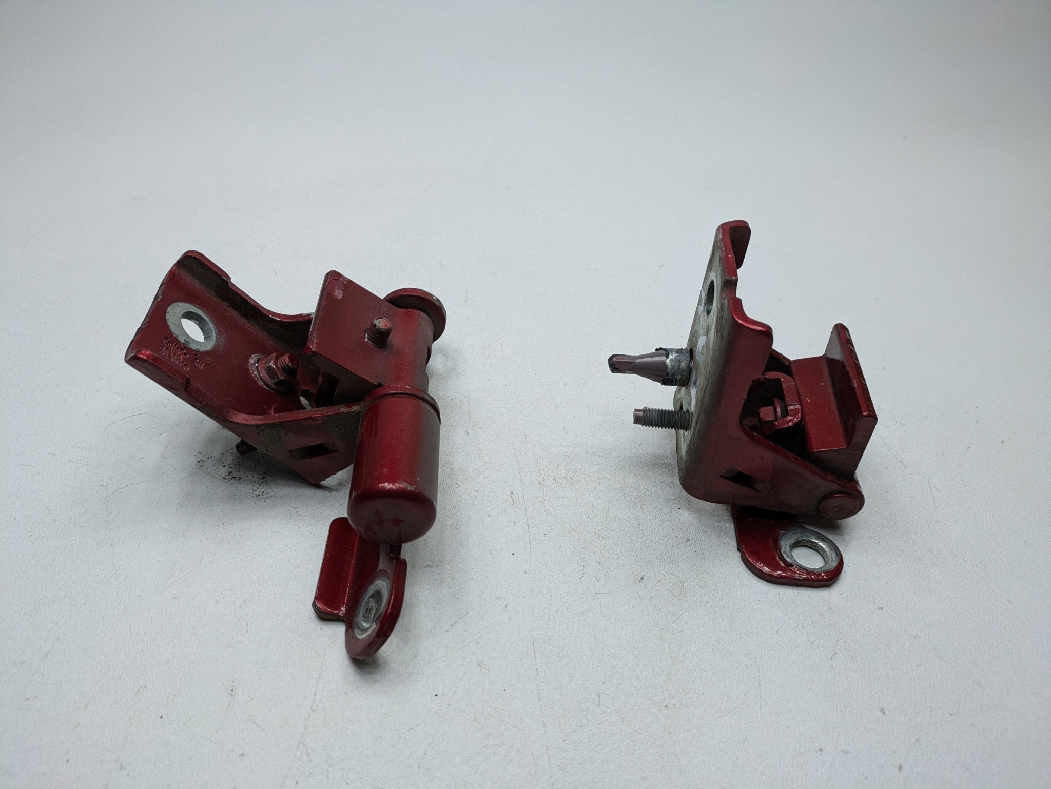 2006 - 2010 OEM FORD EXPLORER REAR RIGHT SIDE UPPER AND LOWER DOOR HINGE SET