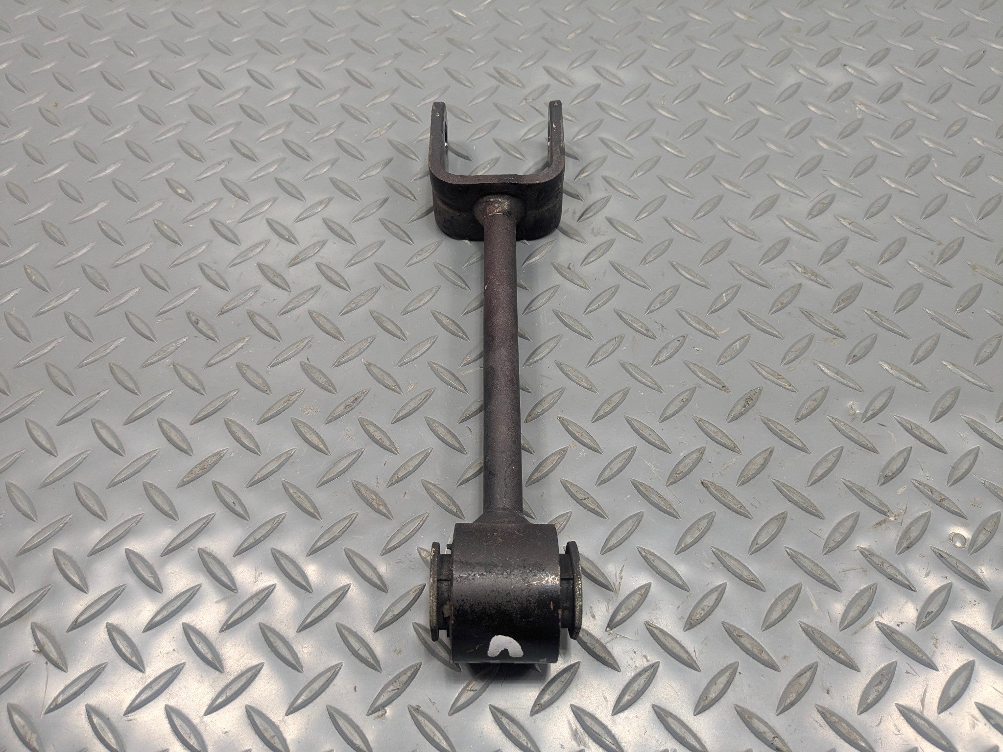 2006 - 2010 OEM FORD EXPLORER REAR RIGHT PASSENGER SIDE UPPER CONTROL ARM