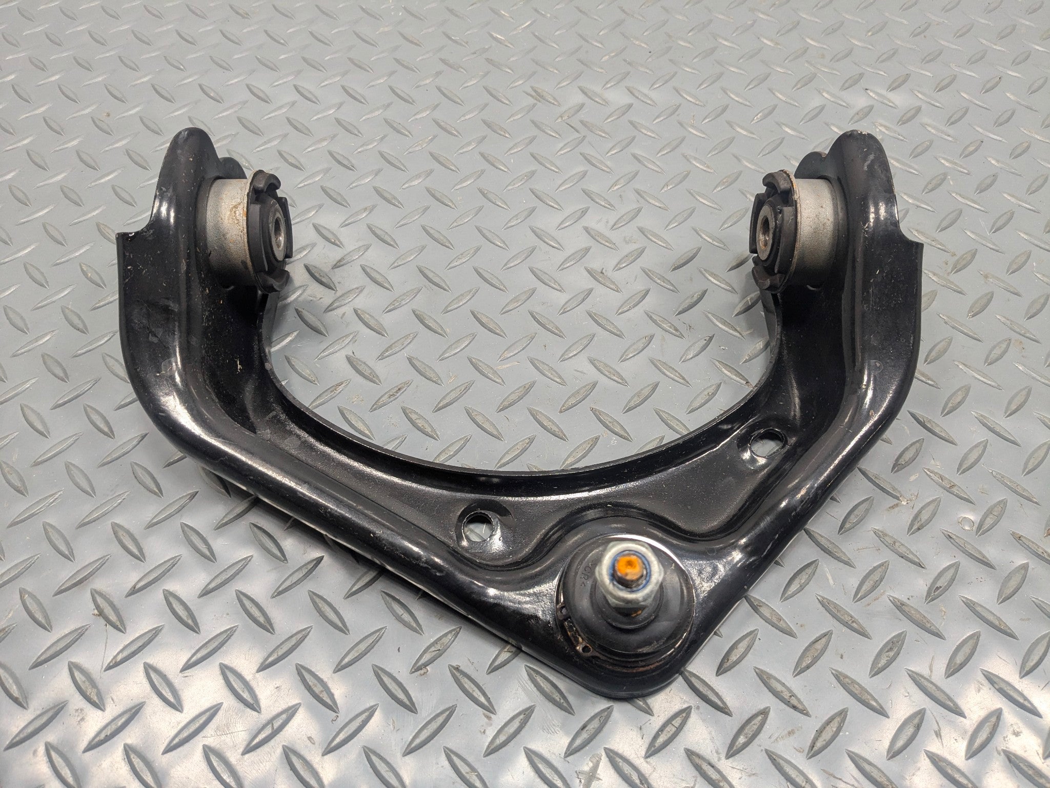 2006 - 2010 OEM FORD EXPLORER FRONT RIGHT PASSENGER SIDE UPPER CONTROL ARM