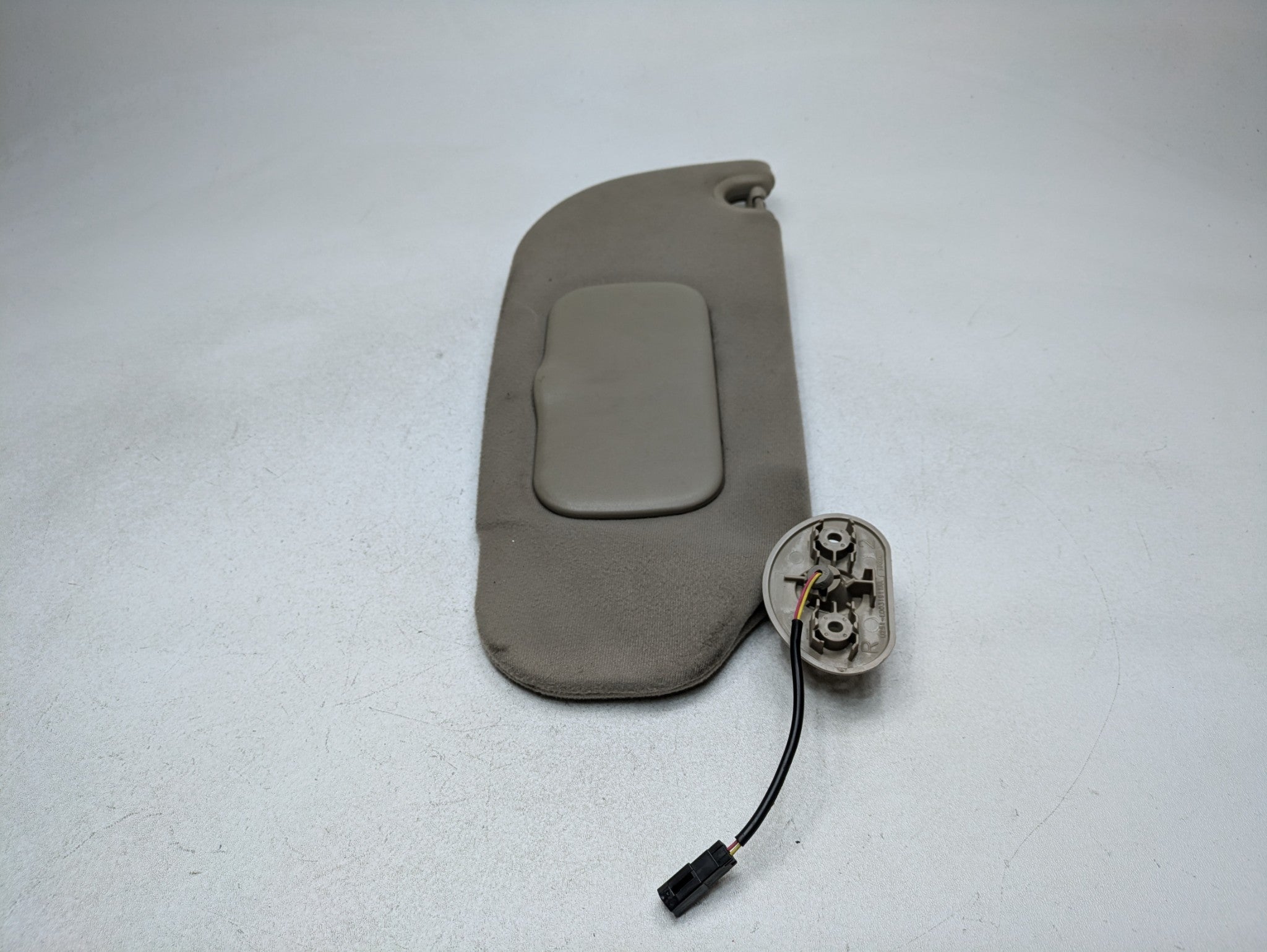 06 - 10 OEM FORD EXPLORER FRONT LEFT DRIVER SIDE INTERIOR UPPER ROOF SUN VISOR