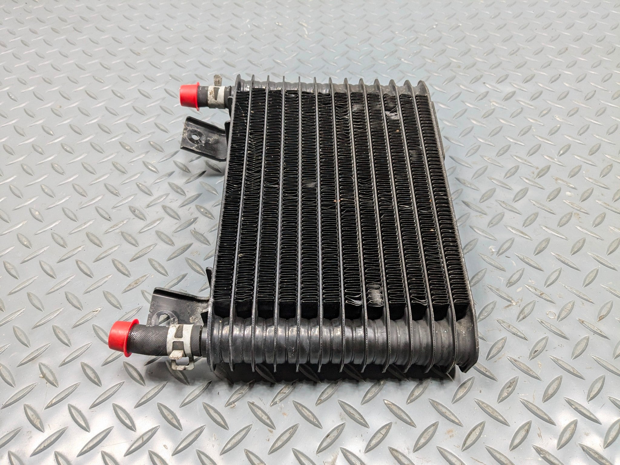 2006 - 2010 OEM FORD EXPLORER TRANSMISSION OIL COOLER RADIATOR ASSEMBLY