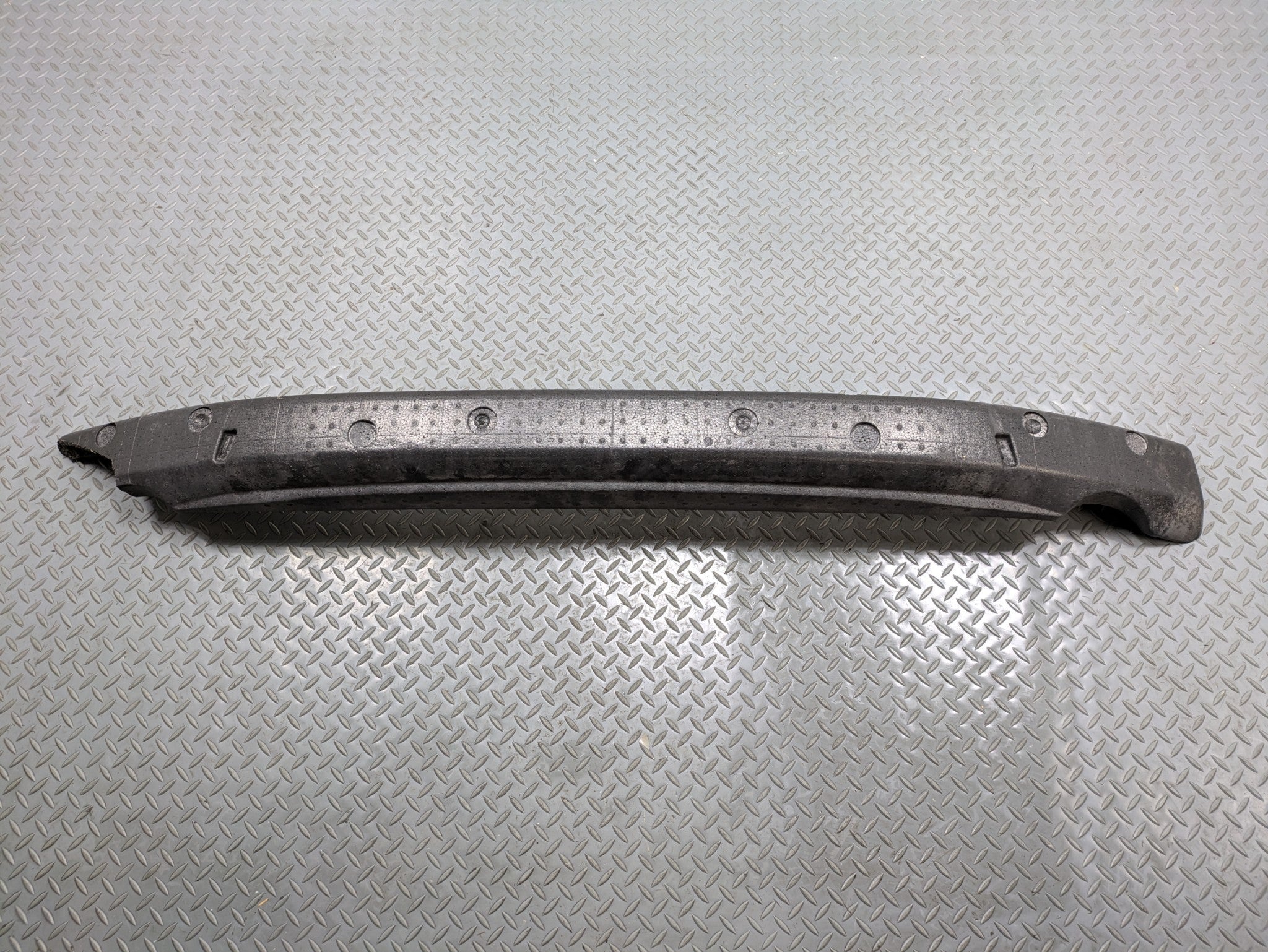 06 - 10 OEM FORD EXPLORER FRONT BUMPER REINFORCEMENT IMPACT ENERGY ABSORBER FOAM