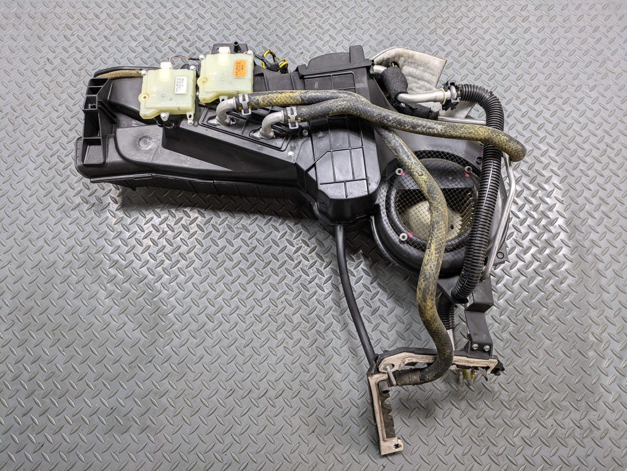 2006 - 2010 OEM FORD EXPLORER REAR AC EVAPORATOR CLIMATE HEATER ASSEMBLY