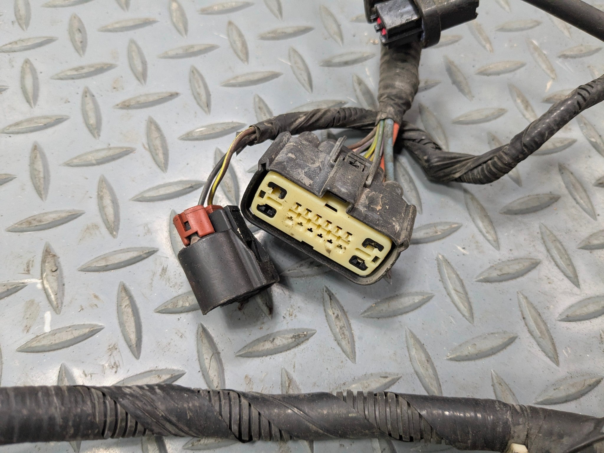 2006 - 2010 OEM FORD EXPLORER INTERIOR HOOD WIRE HARNESS CABLE AND CONNECTOR