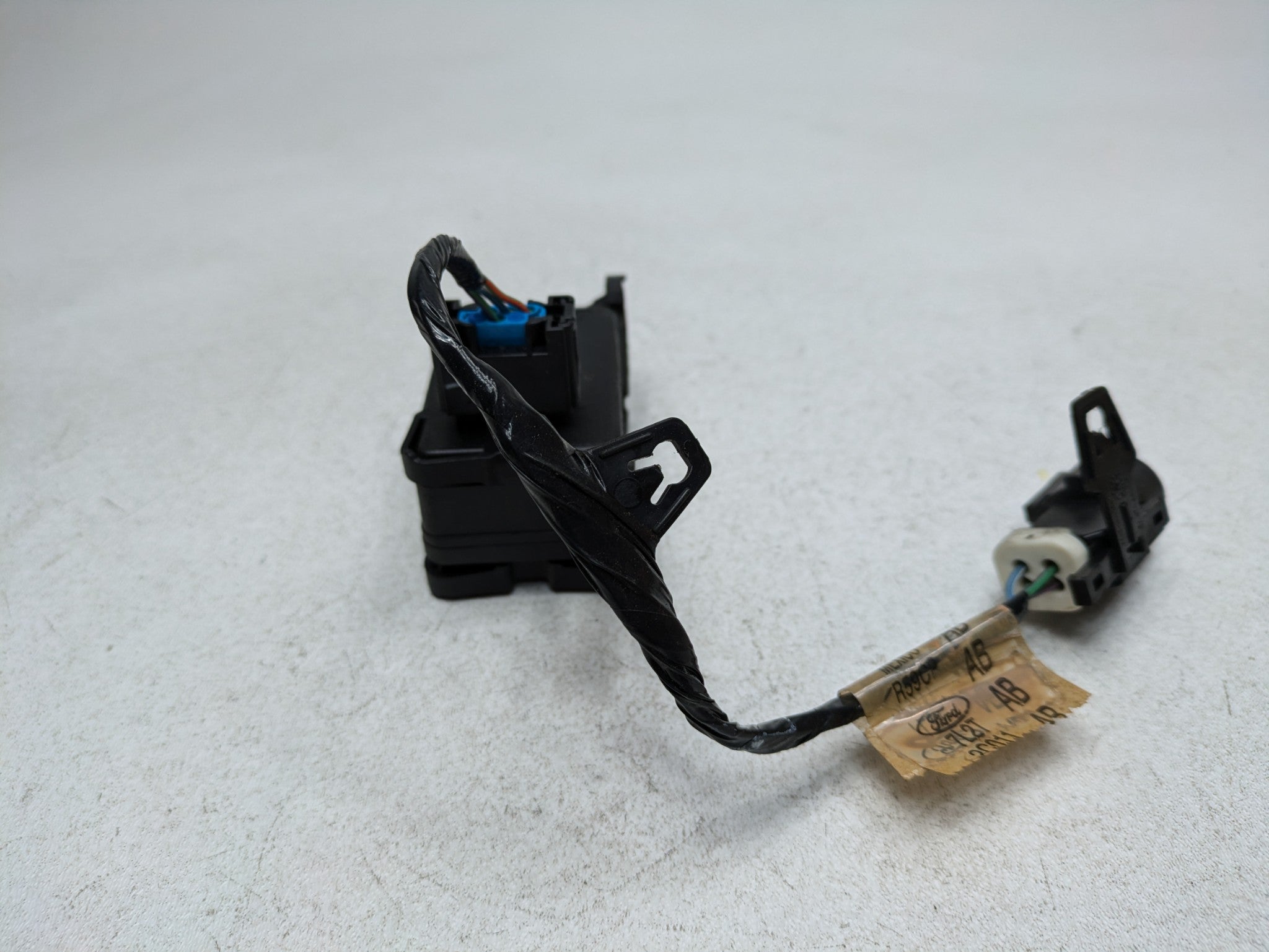 2006 - 2010 OEM FORD EXPLORER YAW RATE SENSOR STABILITY CONTROL MODULE UNIT