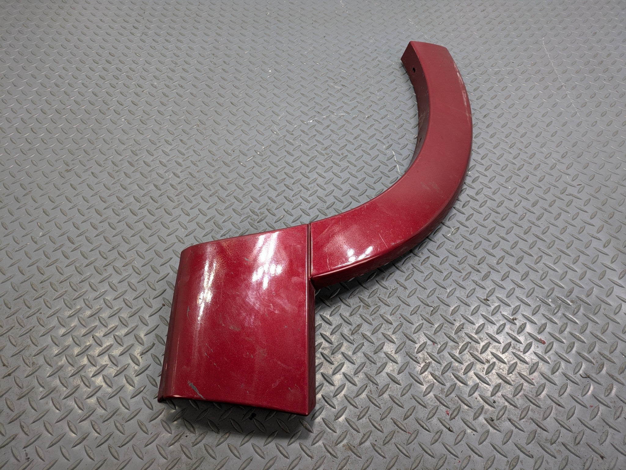 2006 - 2010 OEM FORD EXPLORER REAR LEFT SIDE FENDER FLARE BODY MOLDING TRIM RED