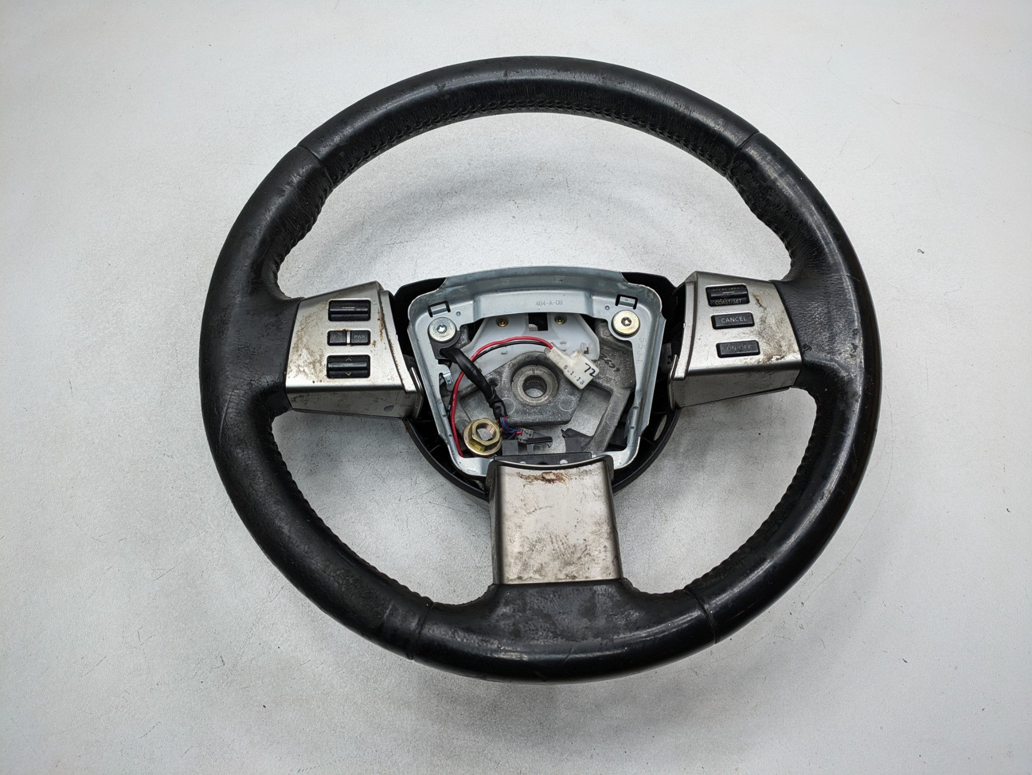2004 - 2006 OEM NISSAN MAXIMA STEERING WHEEL WITH CONTROL SWITCH ASSEMBLY