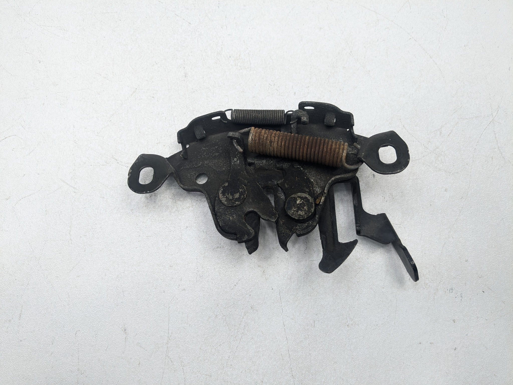 2004 - 2006 OEM NISSAN MAXIMA FRONT HOOD LATCH LOCK ACUATOR
