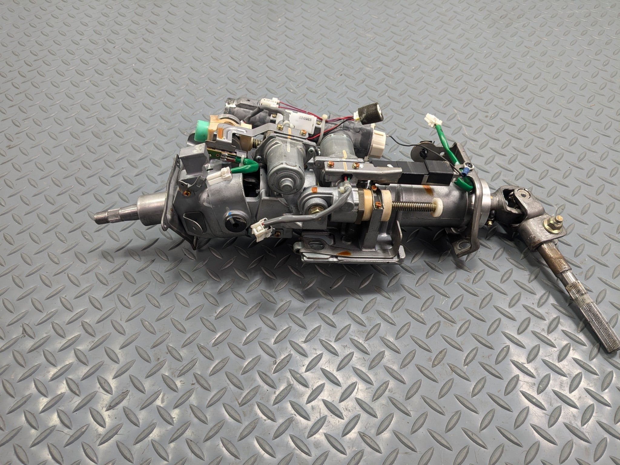 2004 - 2006 OEM NISSAN MAXIMA POWER ADJUSTMENT STEERING COLUMN ASSEMBLY