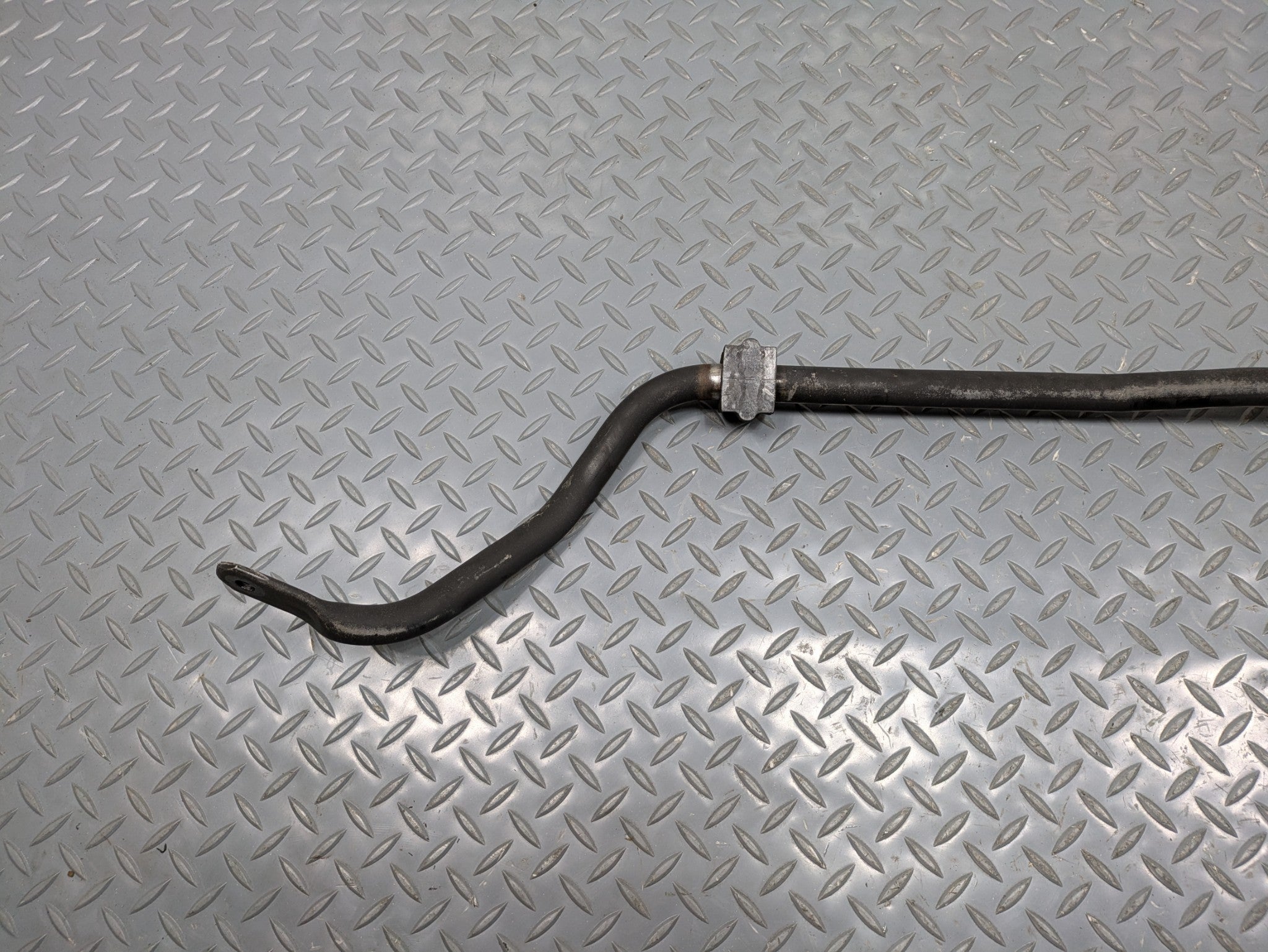 2004 - 2006 OEM NISSAN MAXIMA REAR SUSPENSION STABILIZER ANTI ROLL SWAY BAR