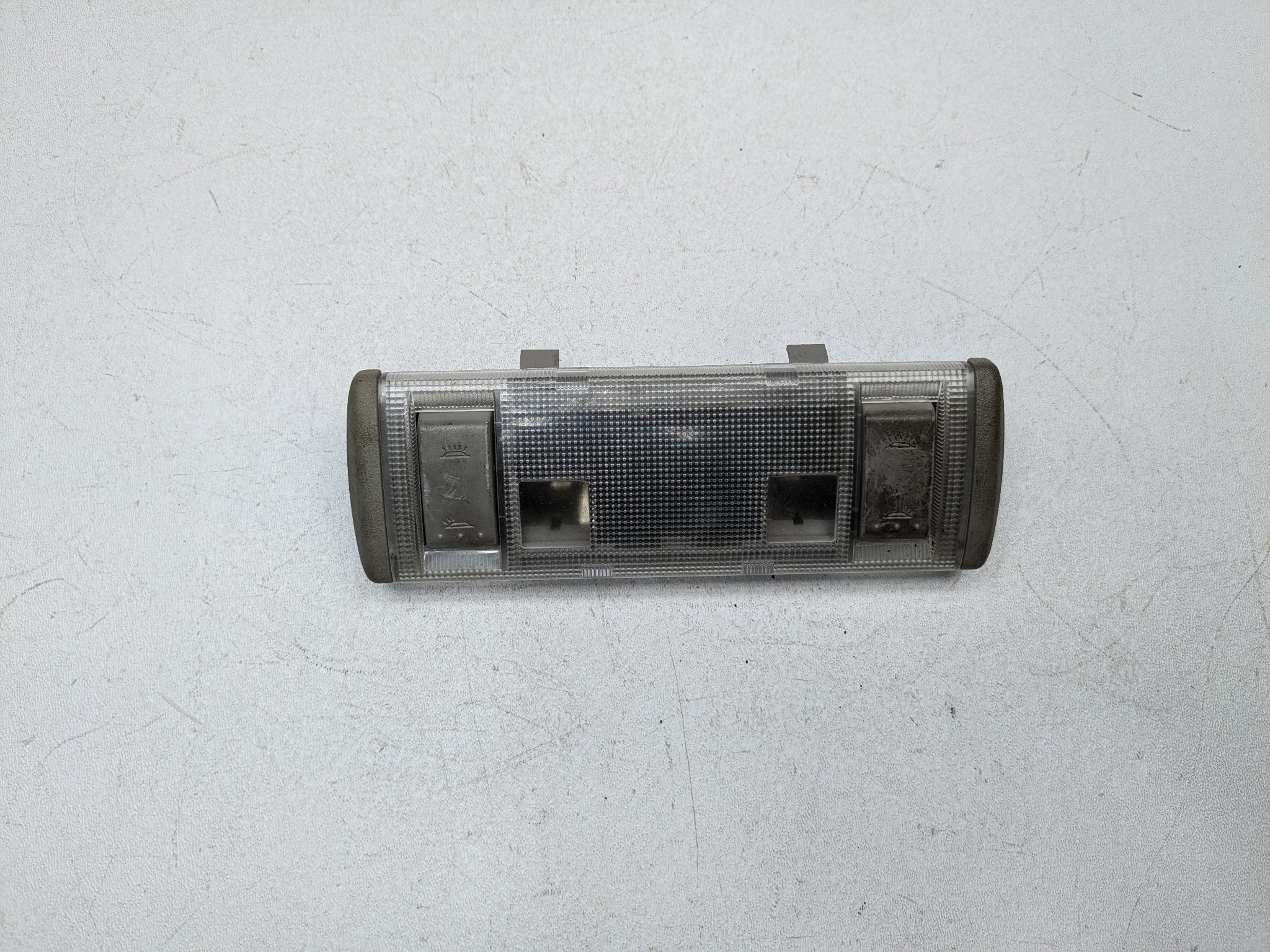 2004 - 2006 OEM NISSAN MAXIMA REAR ROOF INTERIOR DOME READING LIGHT GRAY