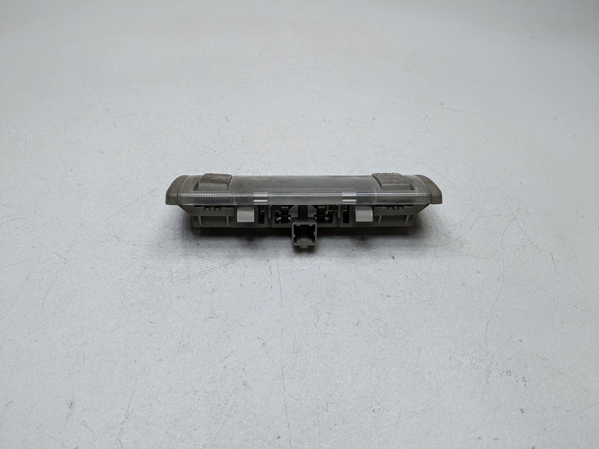 2004 - 2006 OEM NISSAN MAXIMA REAR ROOF INTERIOR DOME READING LIGHT GRAY