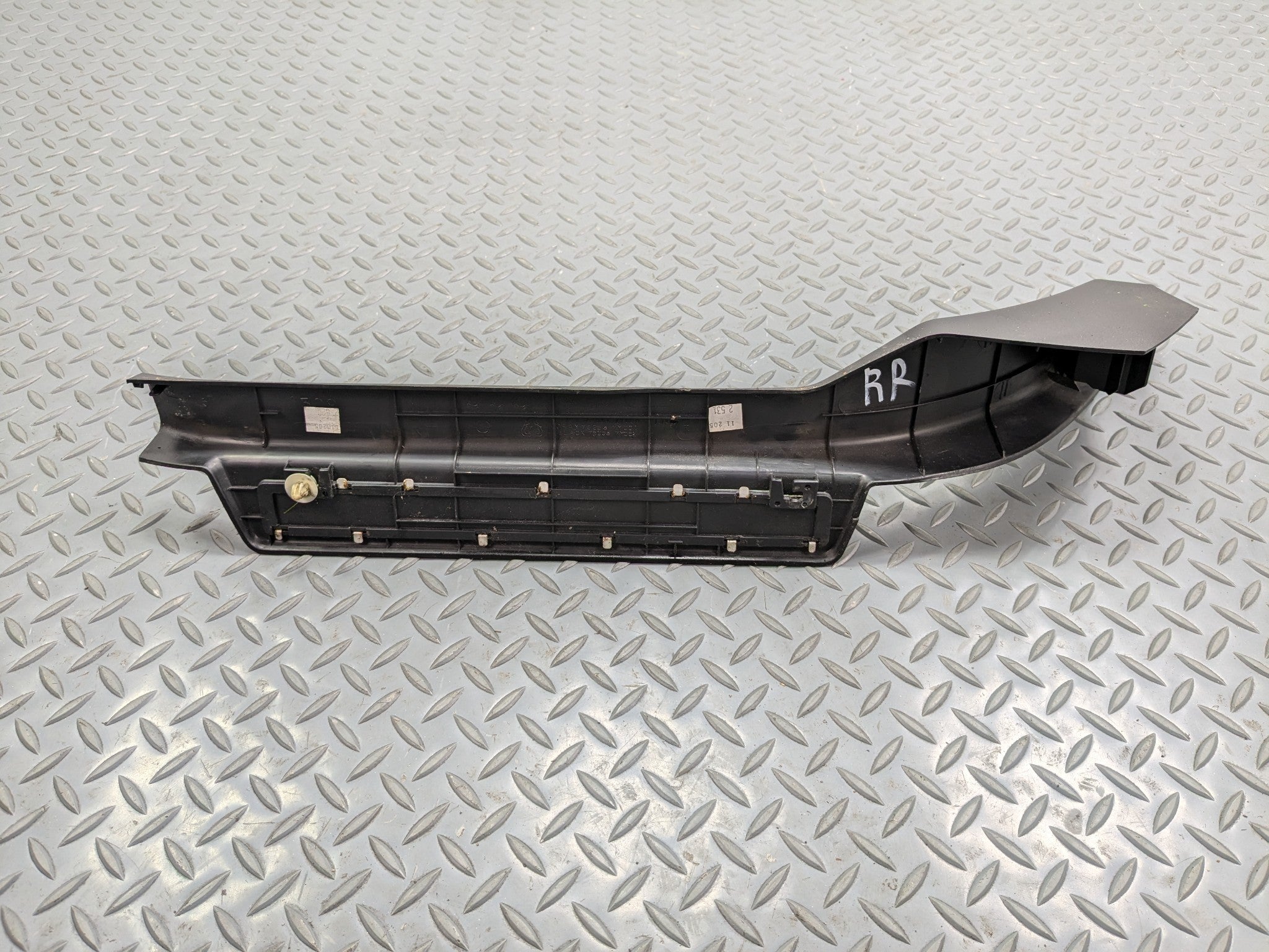 2004 - 2006 OEM NISSAN MAXIMA REAR RIGHT SIDE DOOR SILL PLATE BLACK ASSEMBLY
