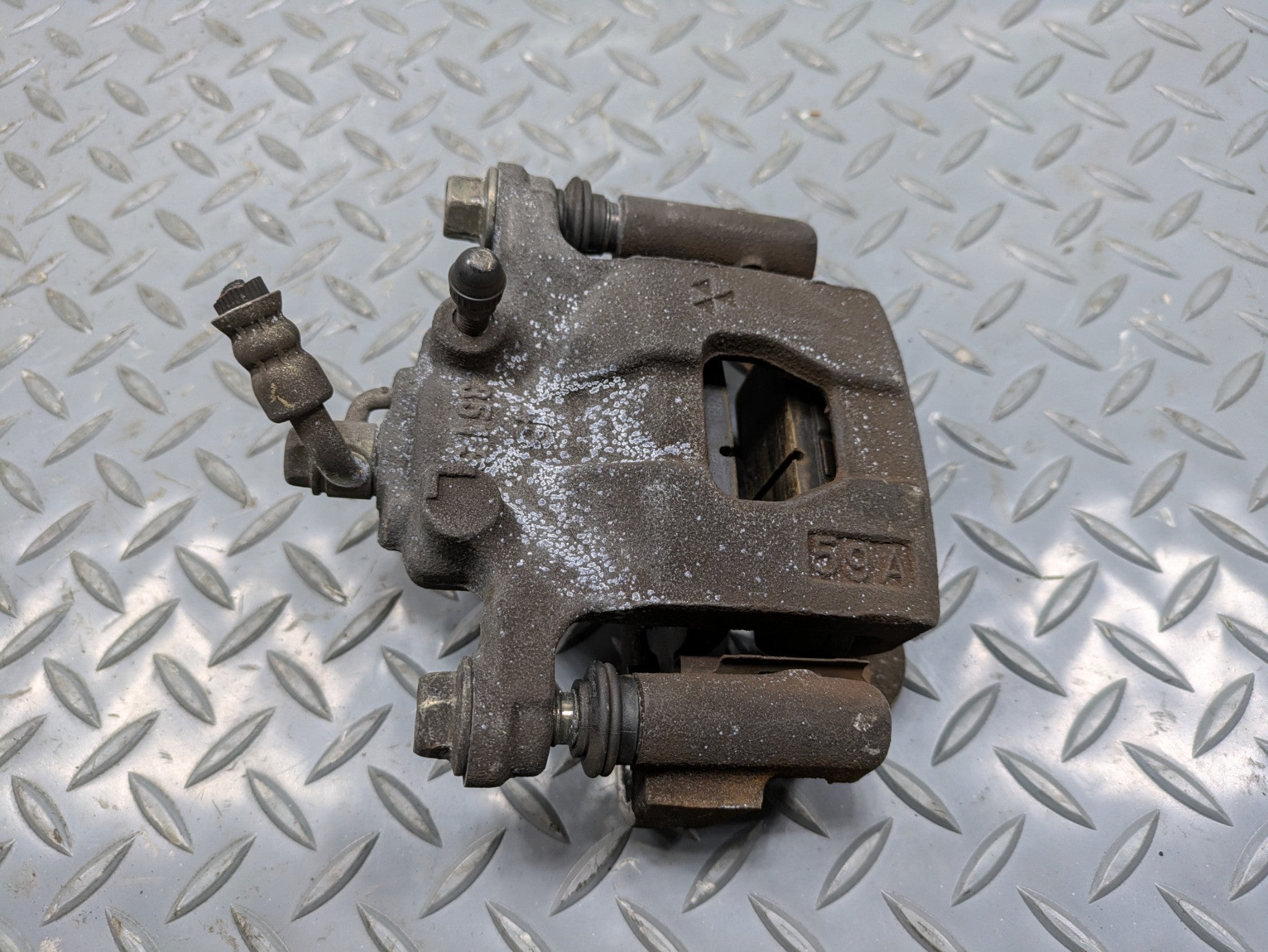 2004 - 2006 OEM NISSAN MAXIMA REAR LEFT DRIVER SIDE BRAKE CALIPER ASSEMBLY
