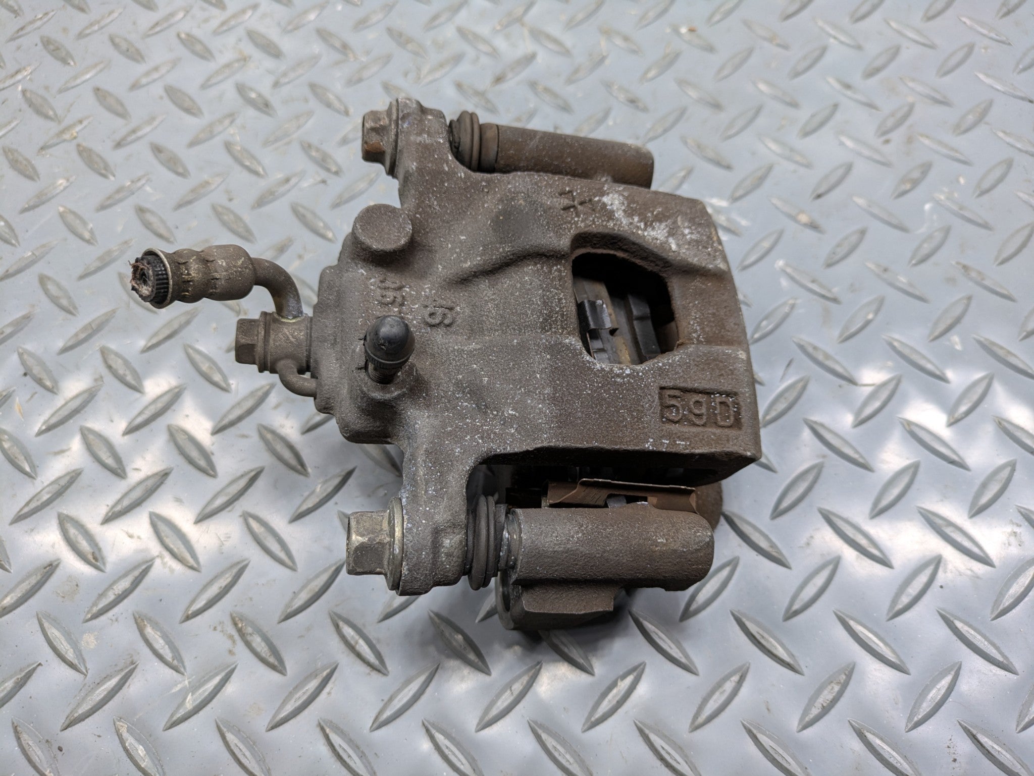 2004 - 2006 OEM NISSAN MAXIMA REAR RIGHT PASSENGER SIDE BRAKE CALIPER ASSEMBLY