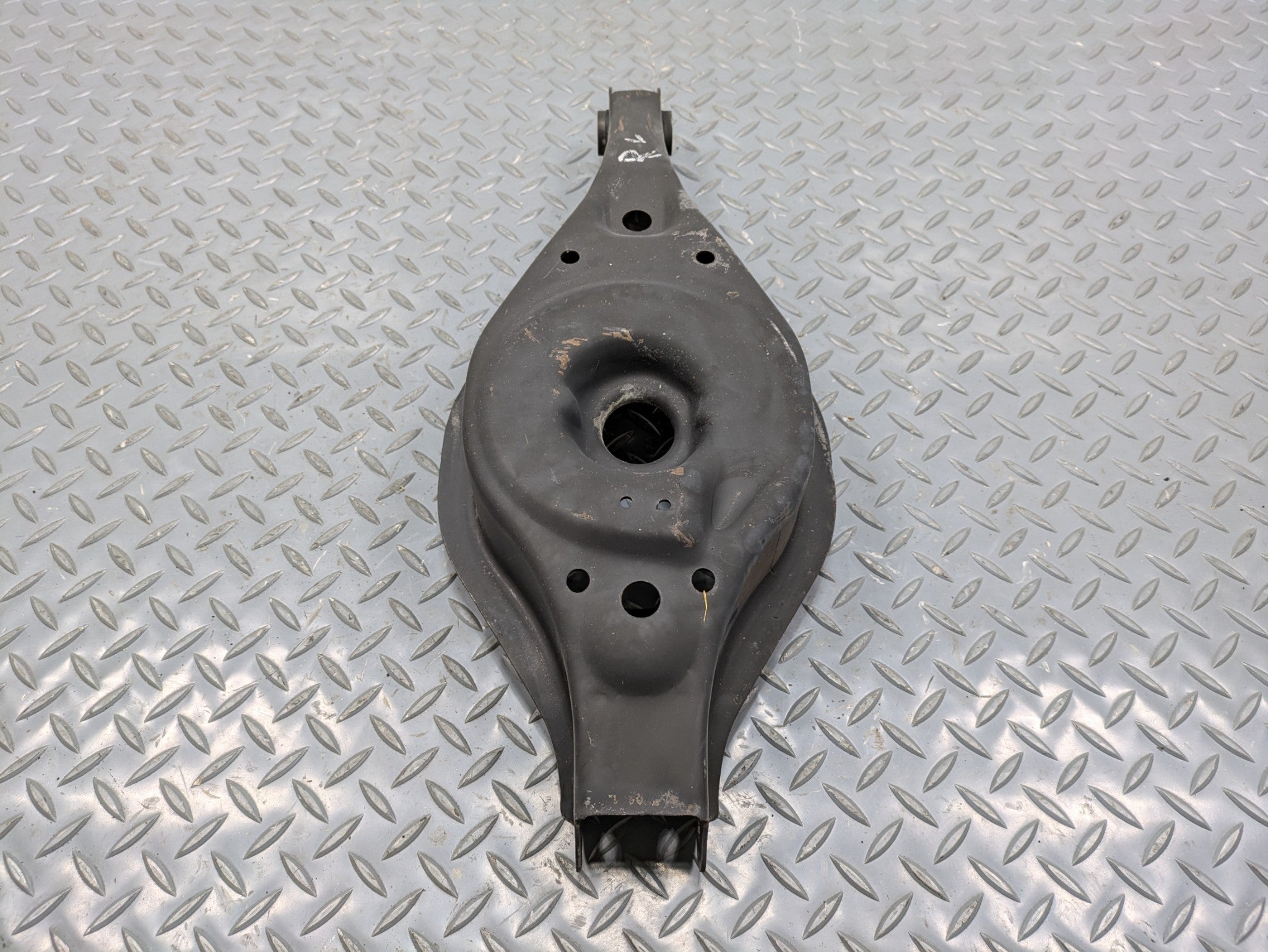 2004 - 2006 OEM NISSAN MAXIMA REAR LEFT DRIVER SIDE LOWER CONTROL ARM